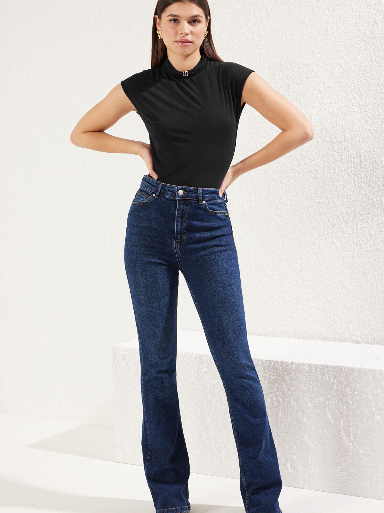 Thumbnail - Trendyol Body