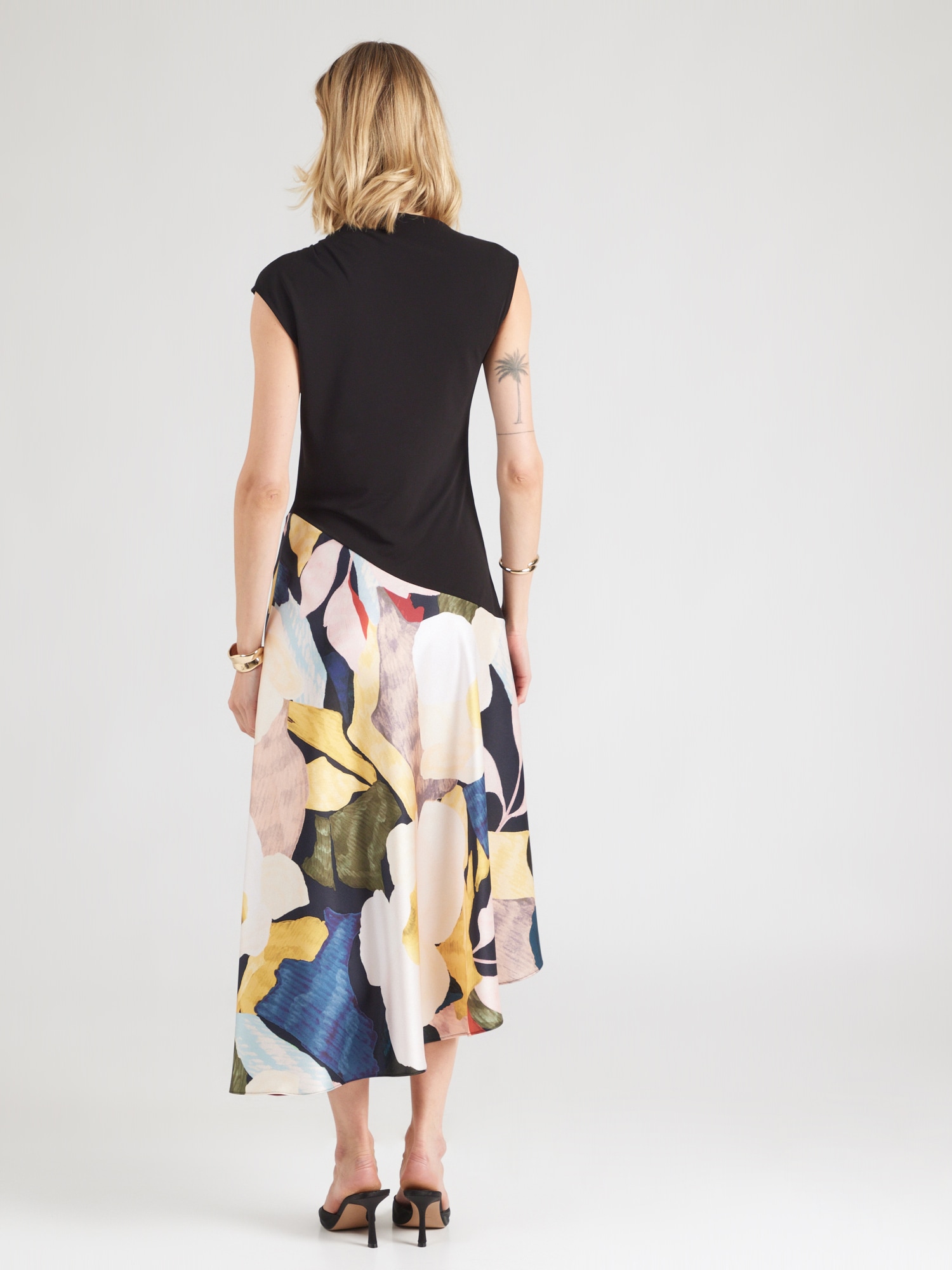 Ted Baker Vestido 'AESLYN' crema / marino / amarillo pastel / negro – imagen 3