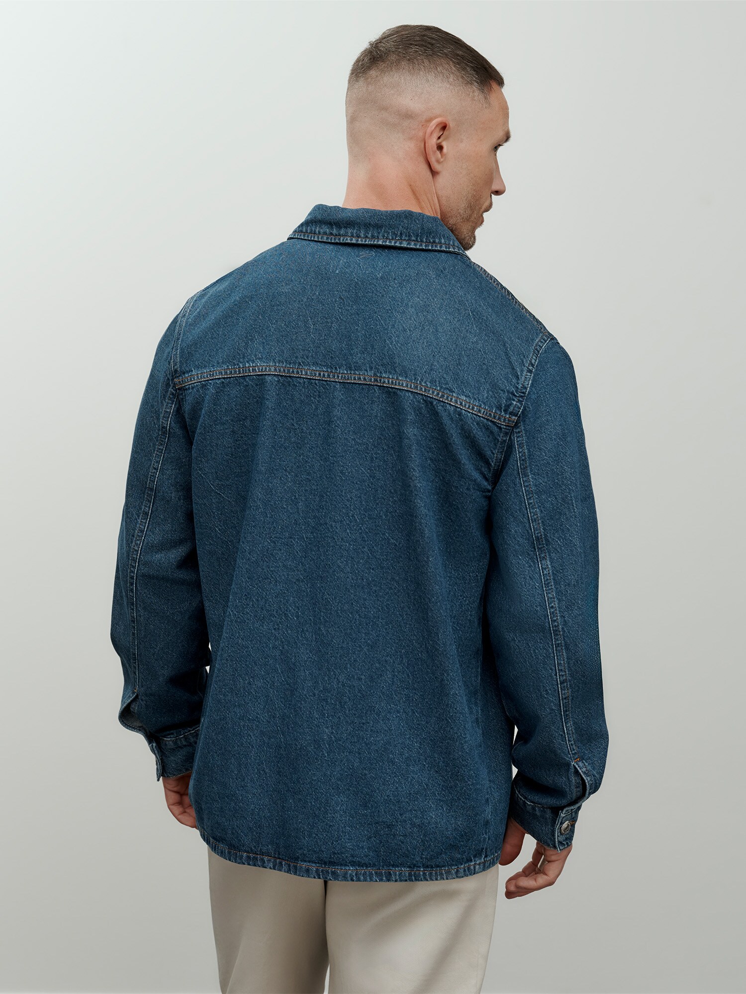 DAN FOX APPAREL Košeľa 'Essential' modrá denim (obrázok 3)