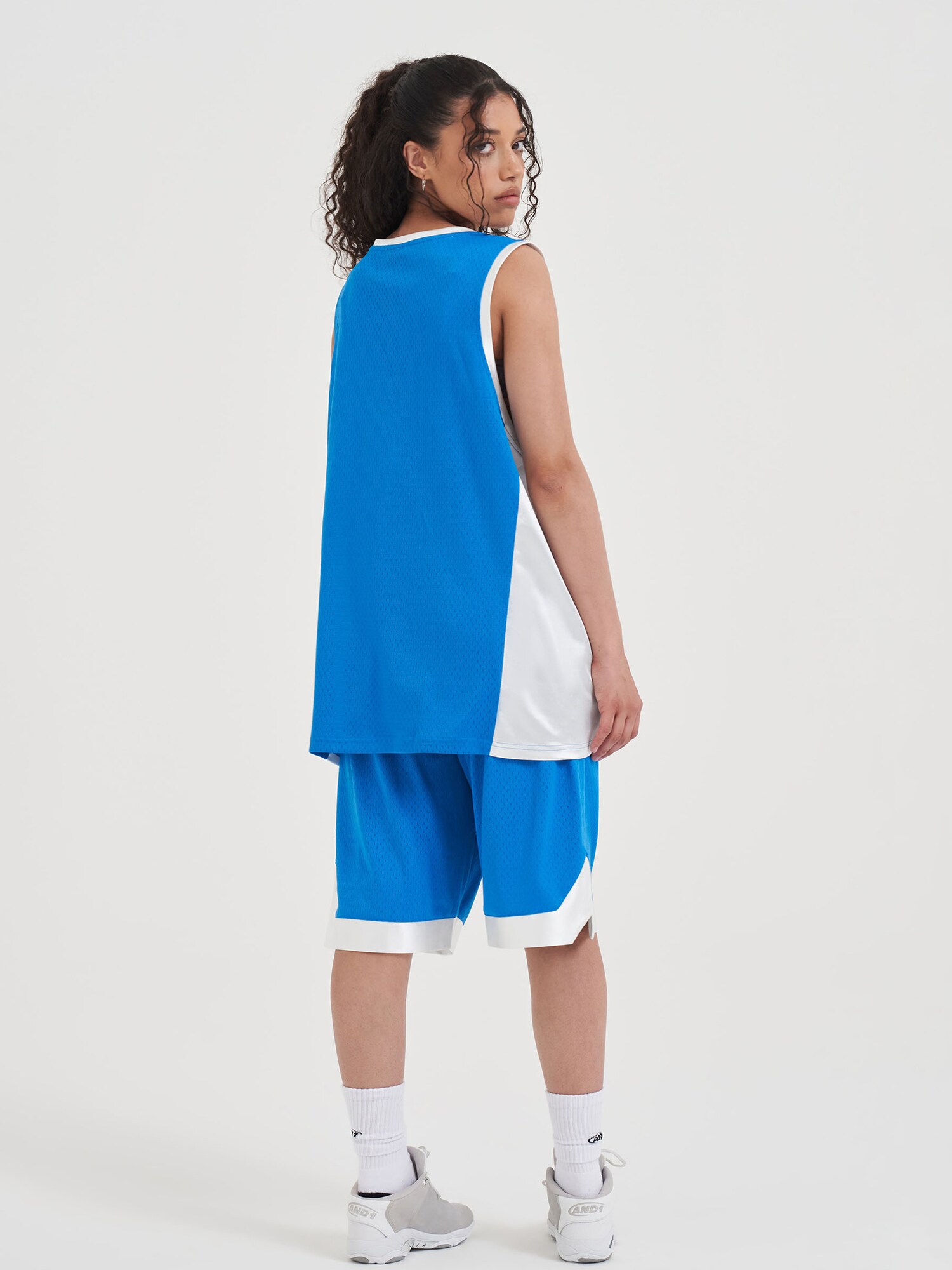 AND1 Camiseta '93 Airtex' azul / blanco – imagen 3