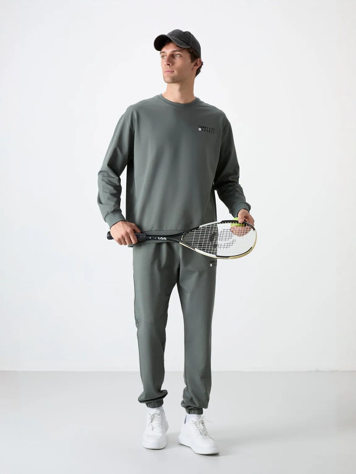 Tommy Life Jogging komplet bazalt siva