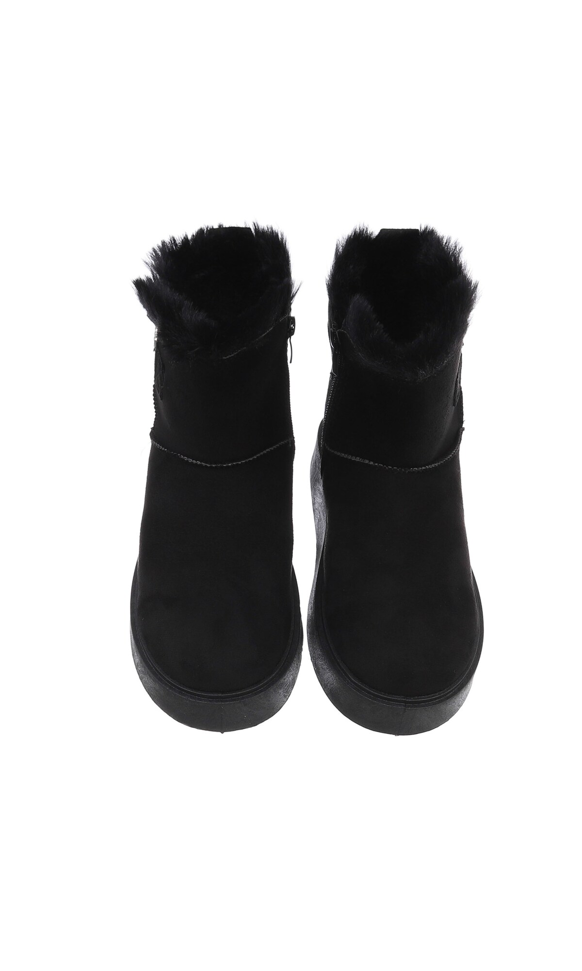 Thumbnail - Boots
