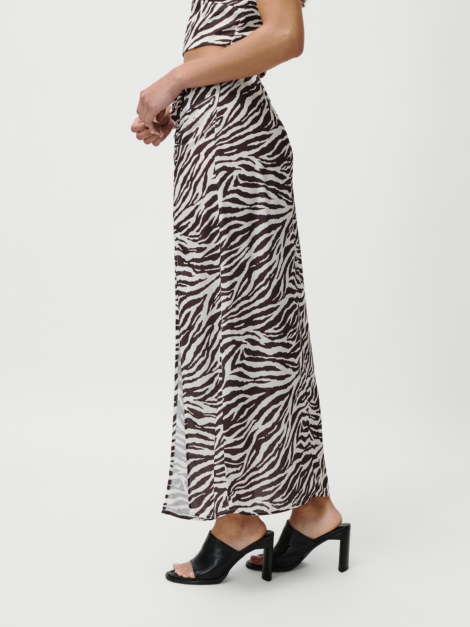 Thumbnail - LeGer by Lena Gercke Rock Manja