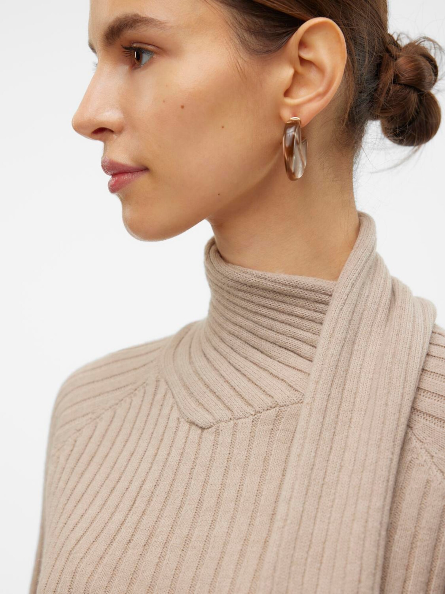 VERO MODA Sveter 'Zoey' tmavobéžová (obrázok 6)