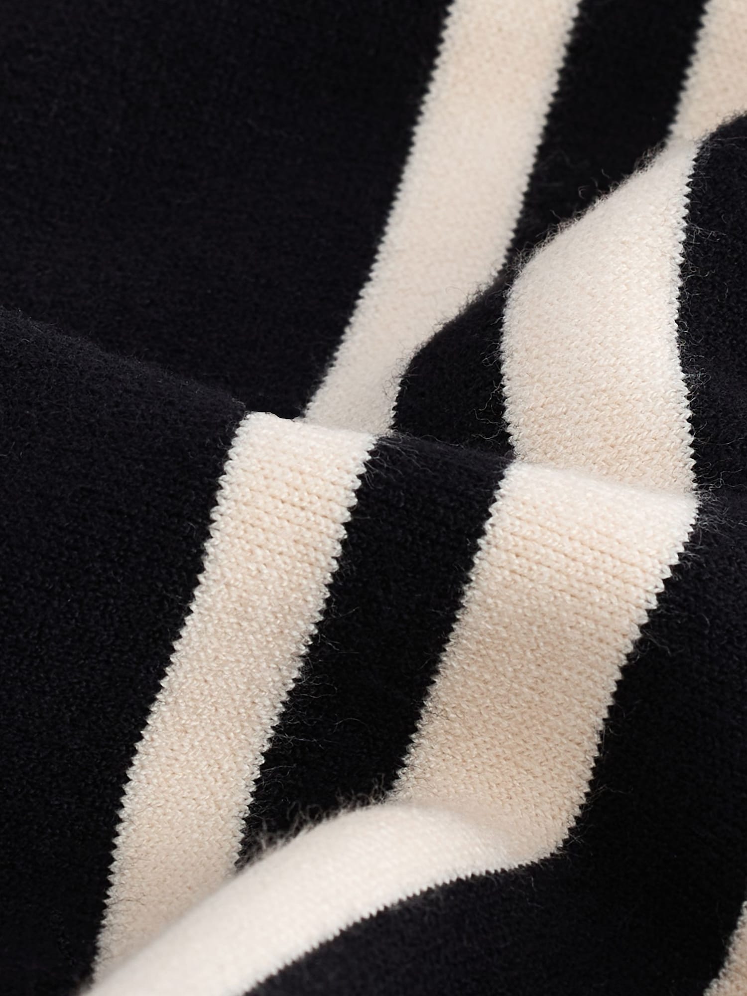 Thumbnail - Next Pullover