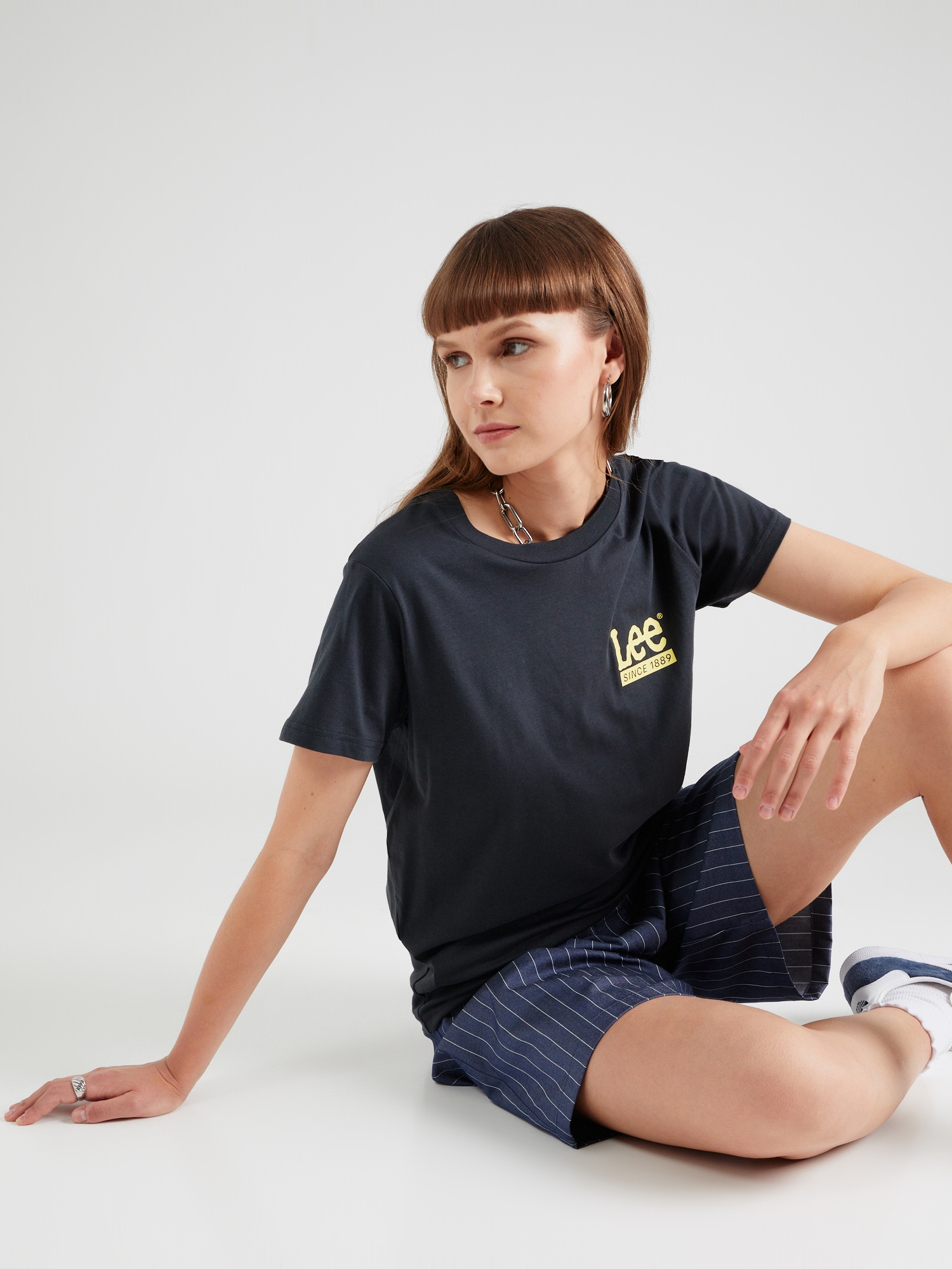 Lee Póló 'SMALL LEE TEE'  világos sárga / fekete termék 2. képe
