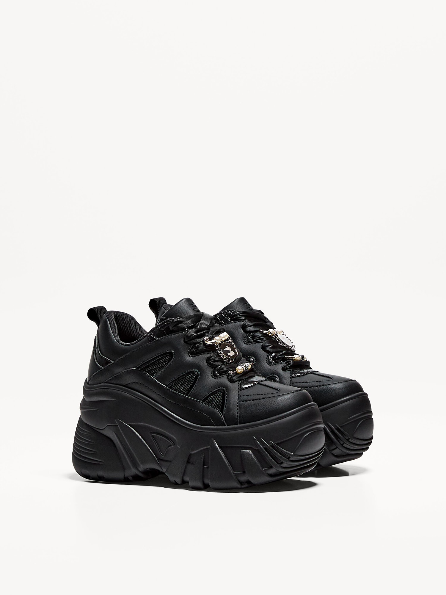 Bershka Sneakers laag