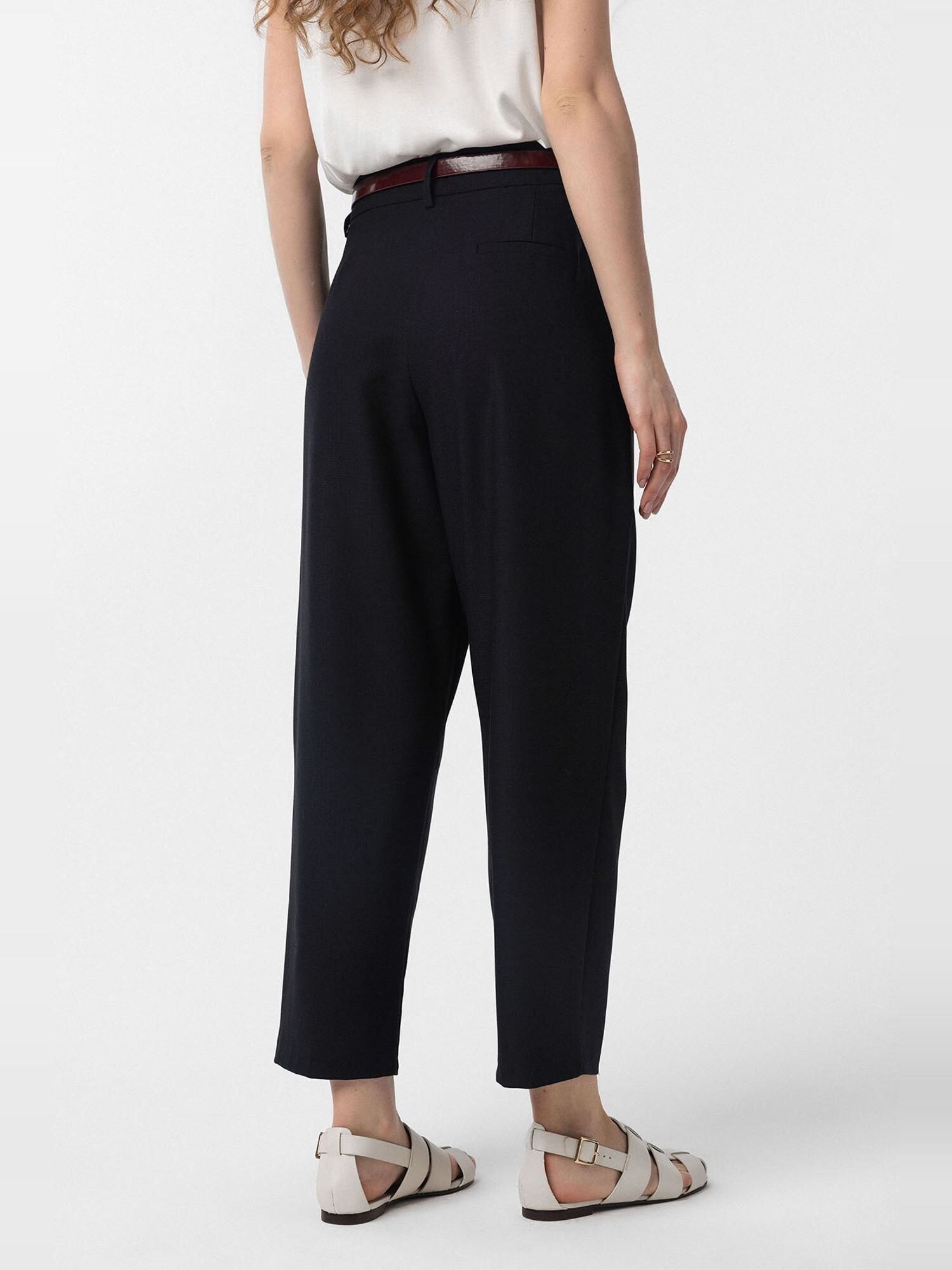 Thumbnail - Antioch Hose Laura