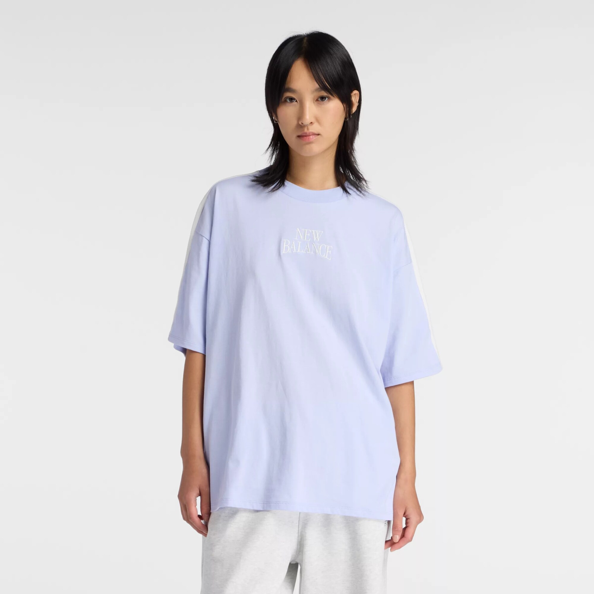 new balance Camiseta talla grande 'Trackside' lila claro / blanco