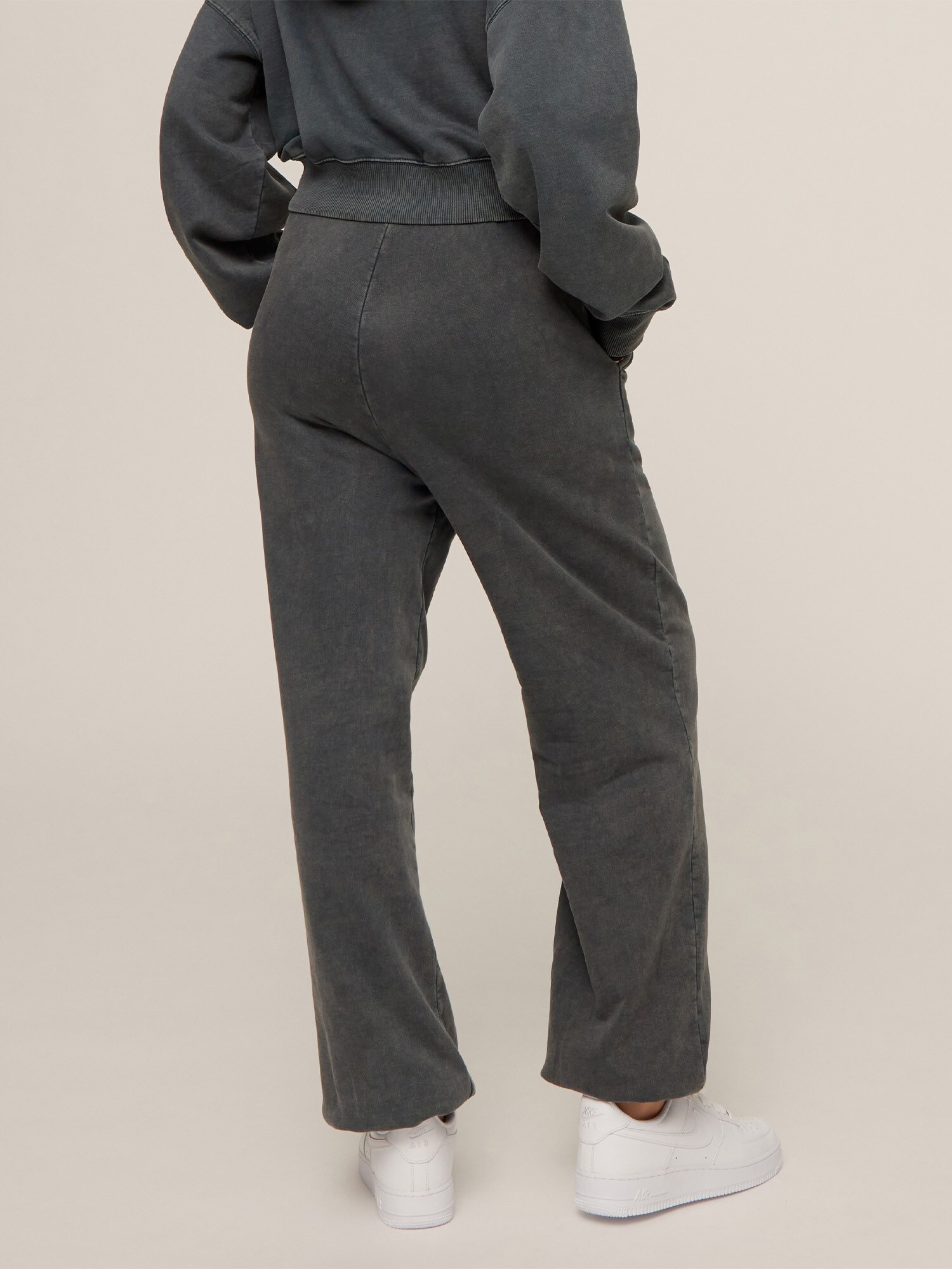 Thumbnail - Hose