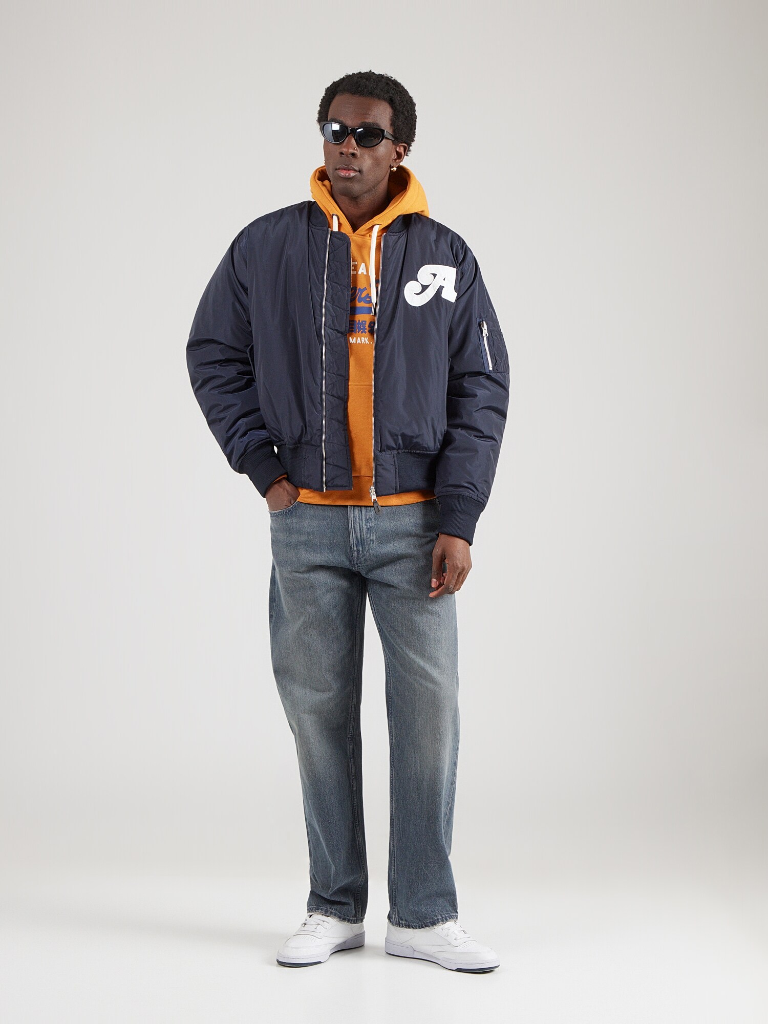 Superdry & Co Mikina 'CLASSIC' tmavomodrá / oranžová / biela (obrázok 4)