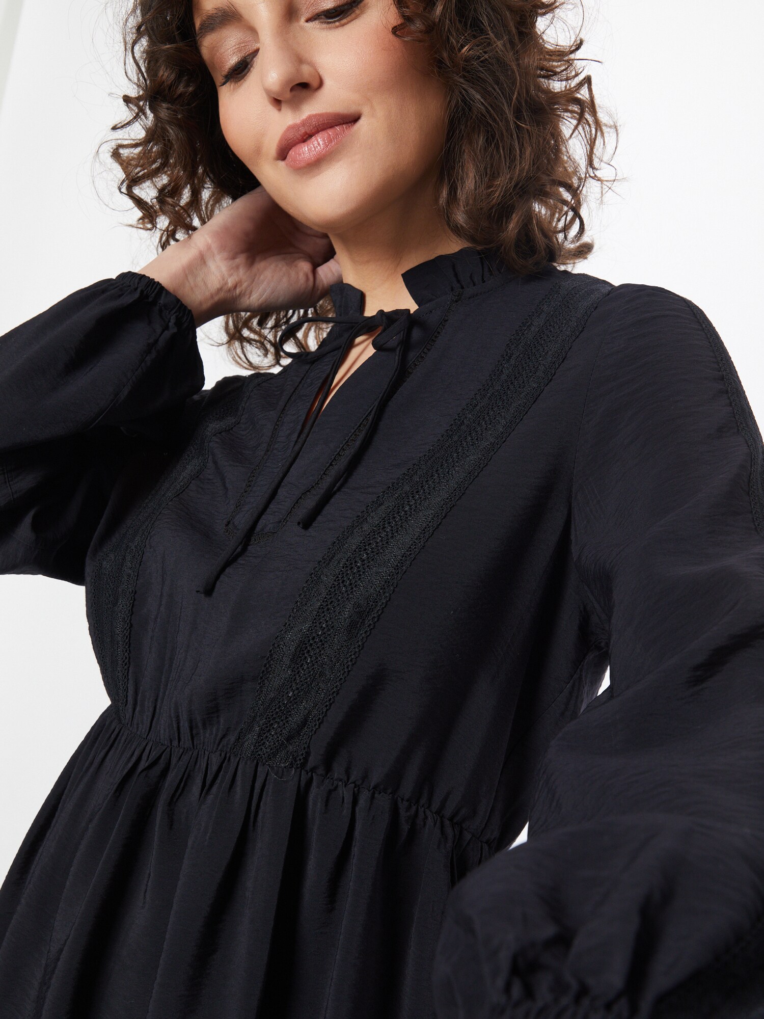 VERO MODA Košeľové šaty 'IDDA' čierna (obrázok 5)
