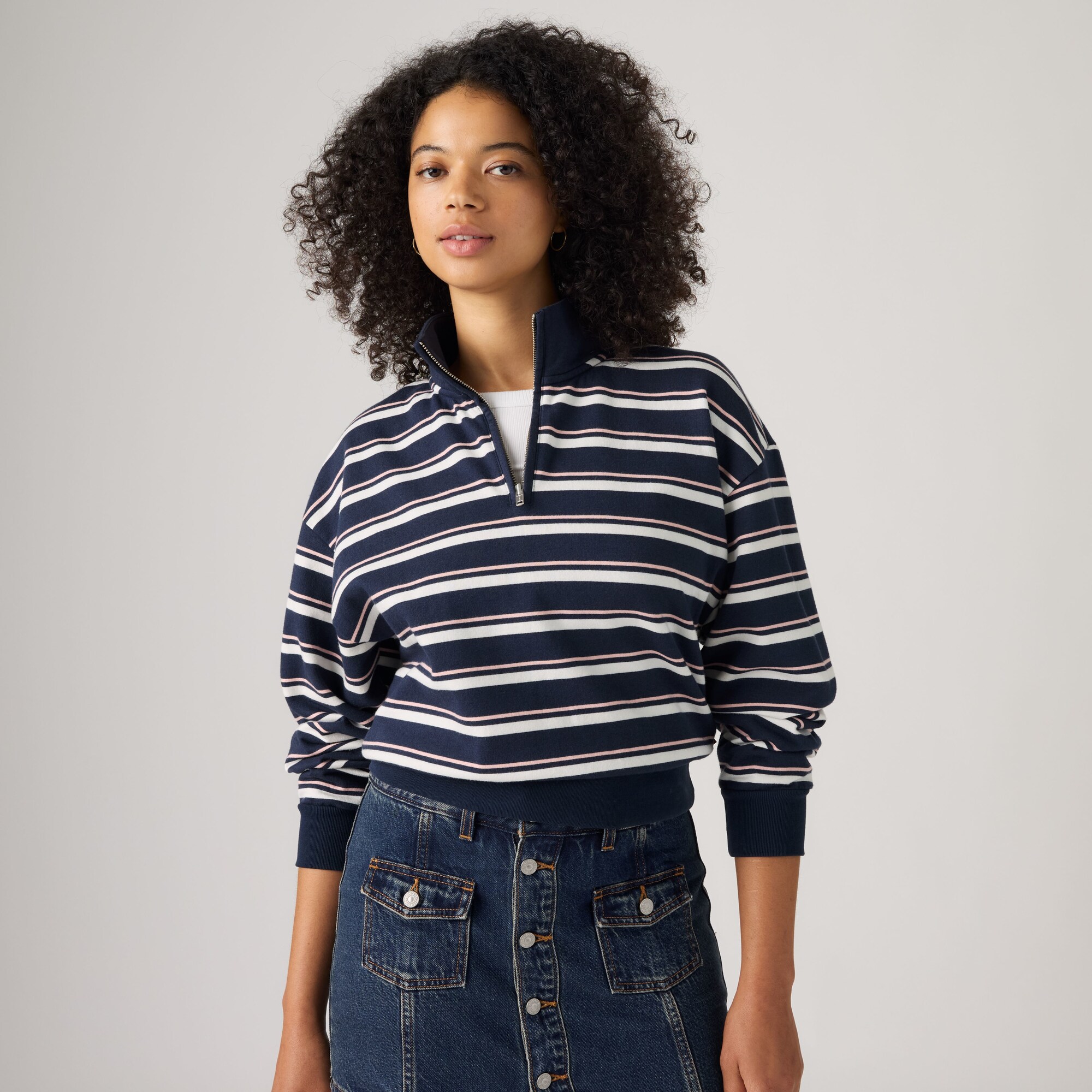 LEVI'S ® Sudadera 'EVERYDAY'  navy / rosa / blanco – imagen 4