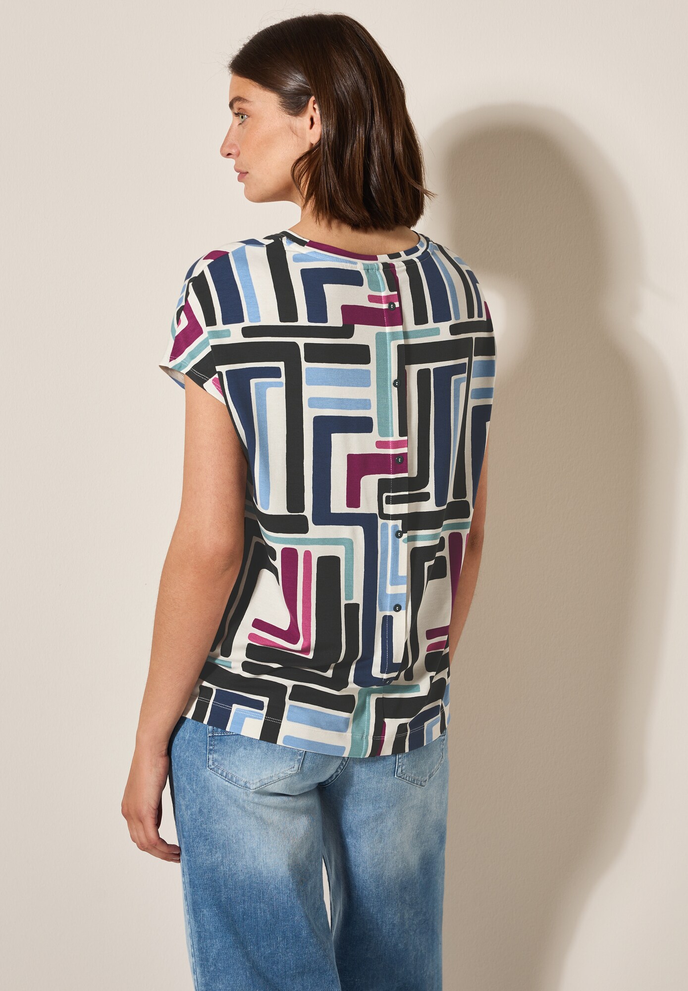 Thumbnail - T-Shirt