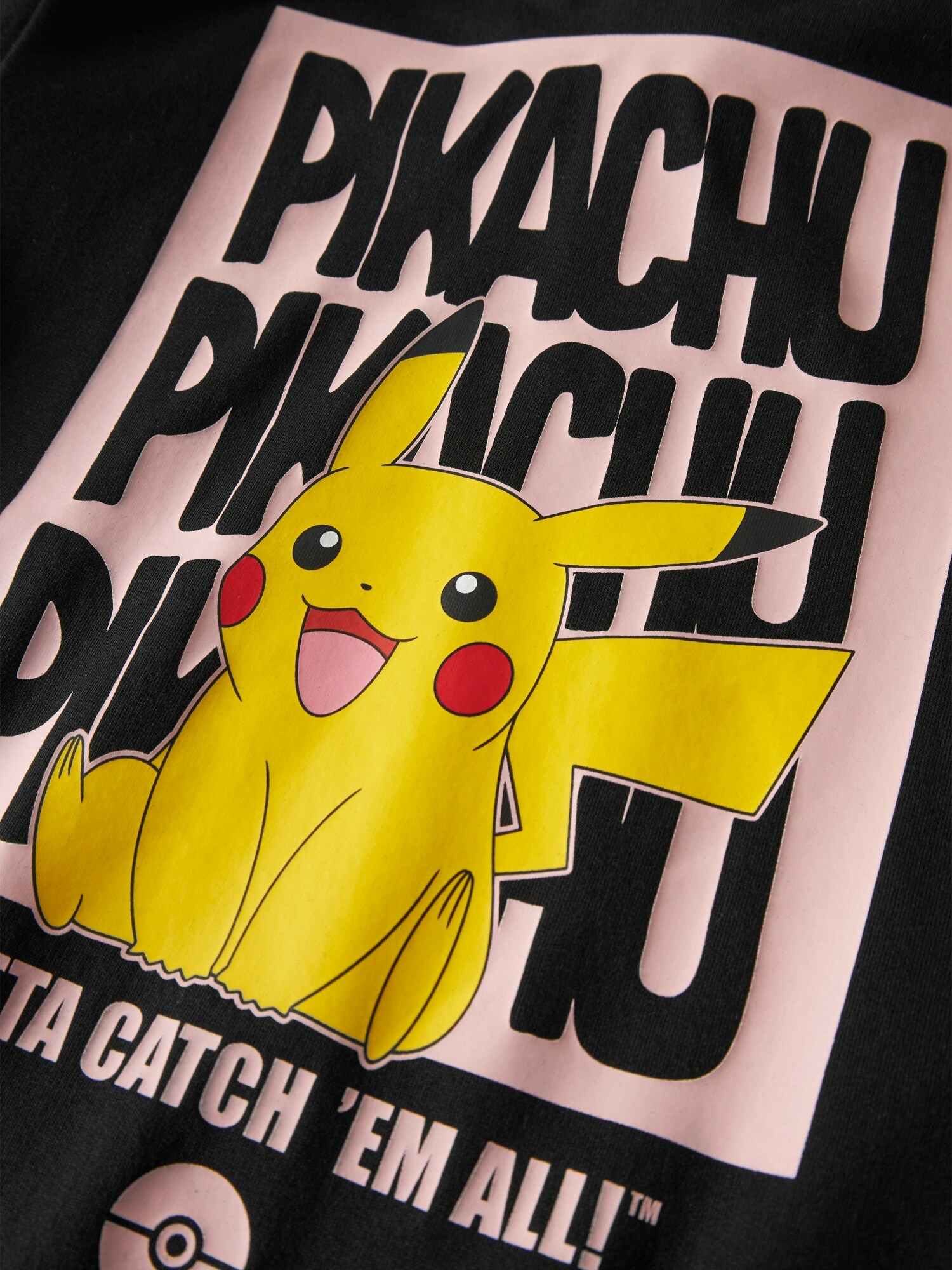 NAME IT Sudadera 'NKFAdema Pokemon'  amarillo / rosa / rojo vivo / negro – imagen 3