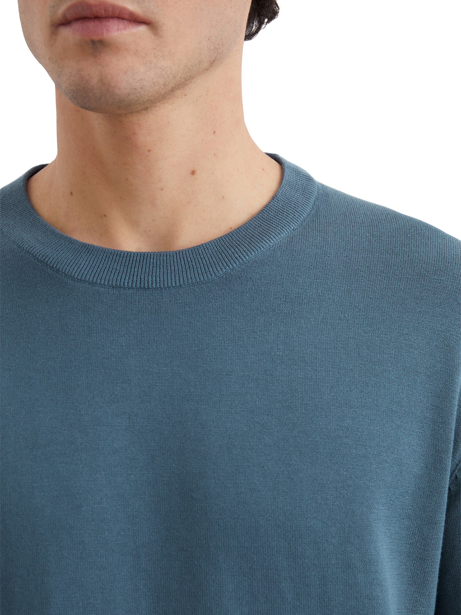 Thumbnail - Pullover