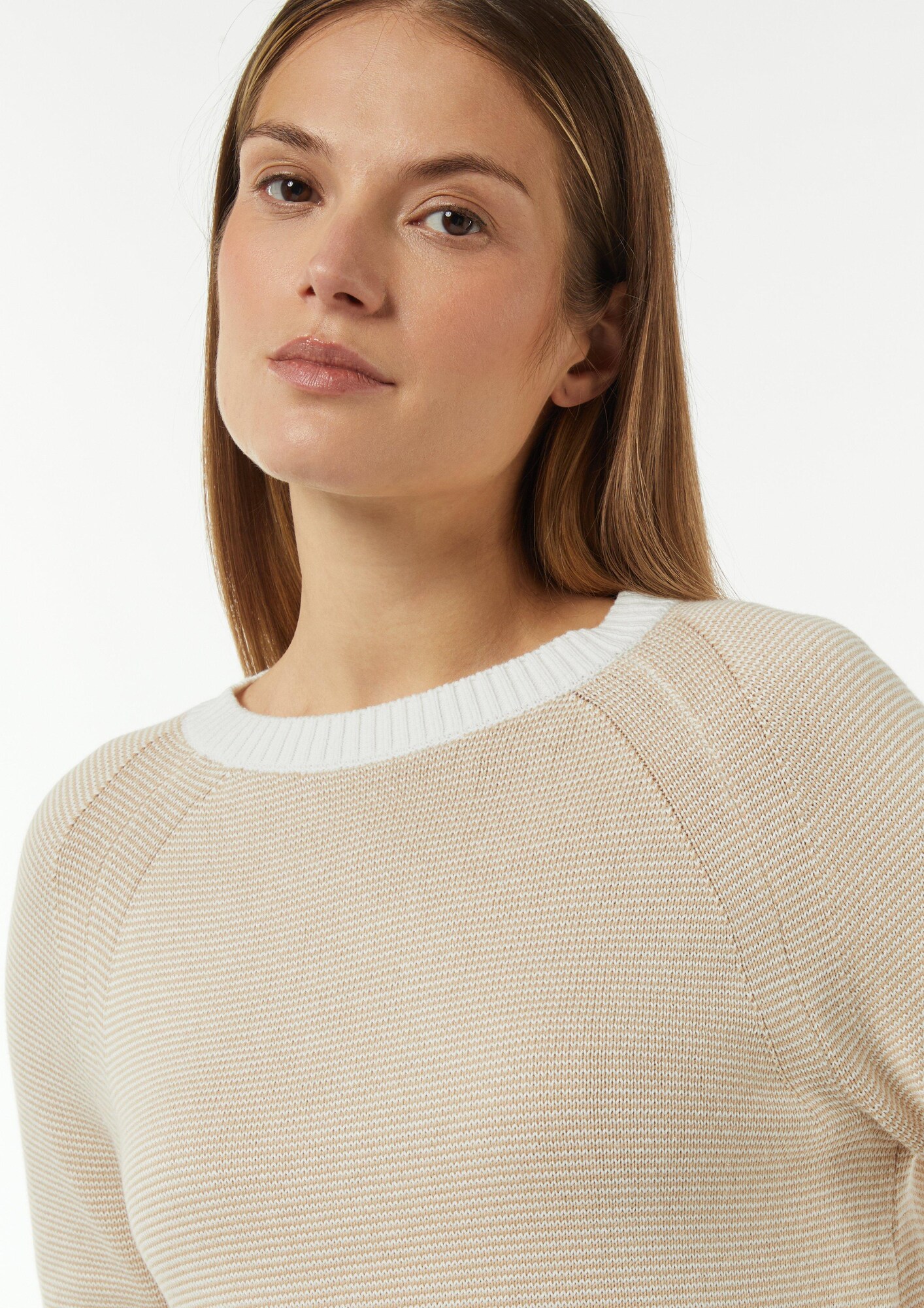 Thumbnail - Pullover
