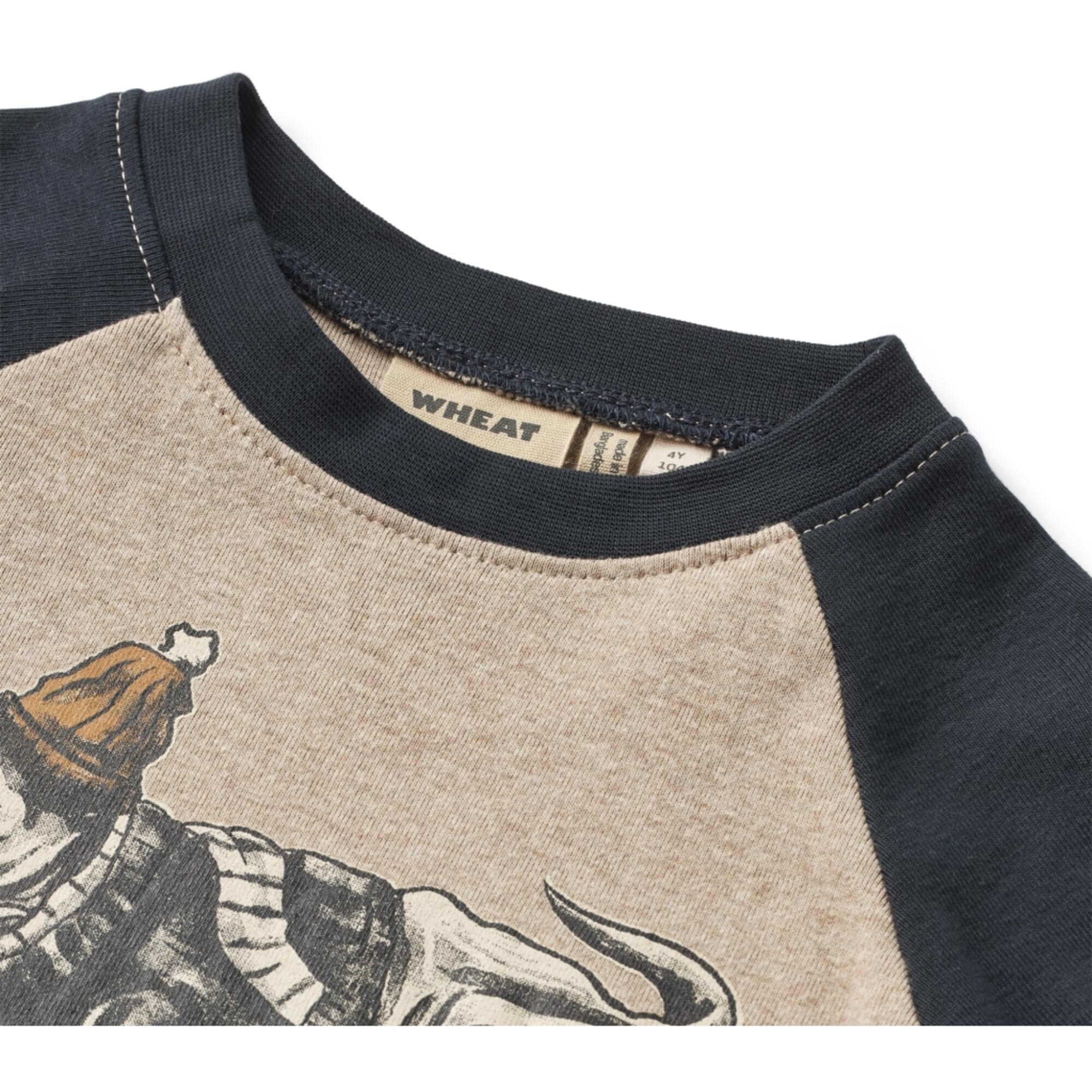 Thumbnail - Pullover