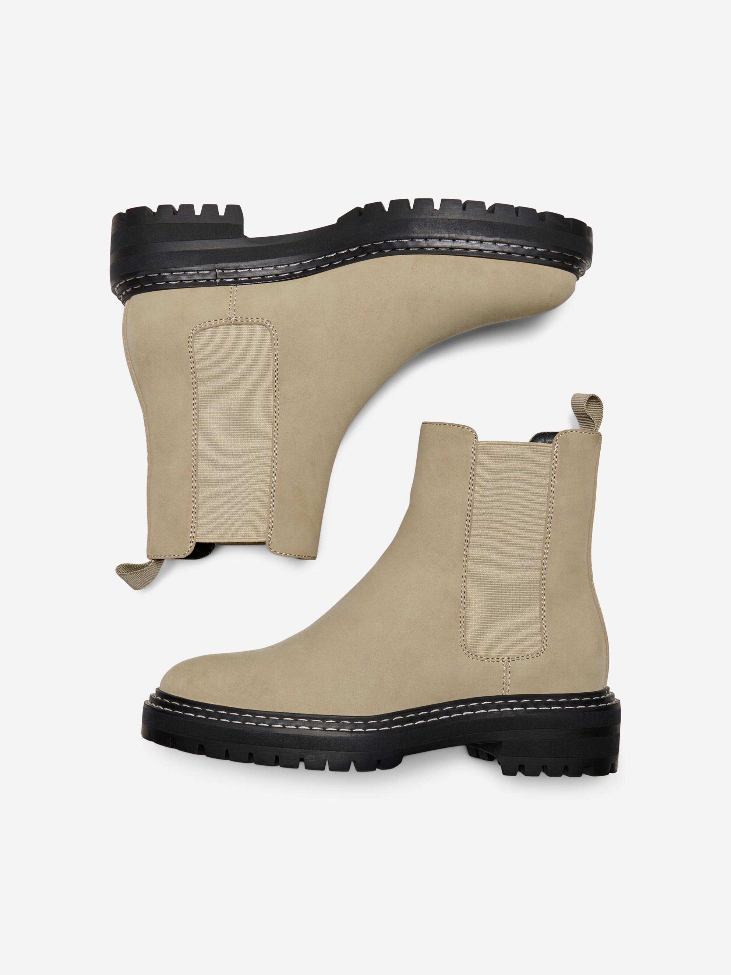 only beth chelsea boots