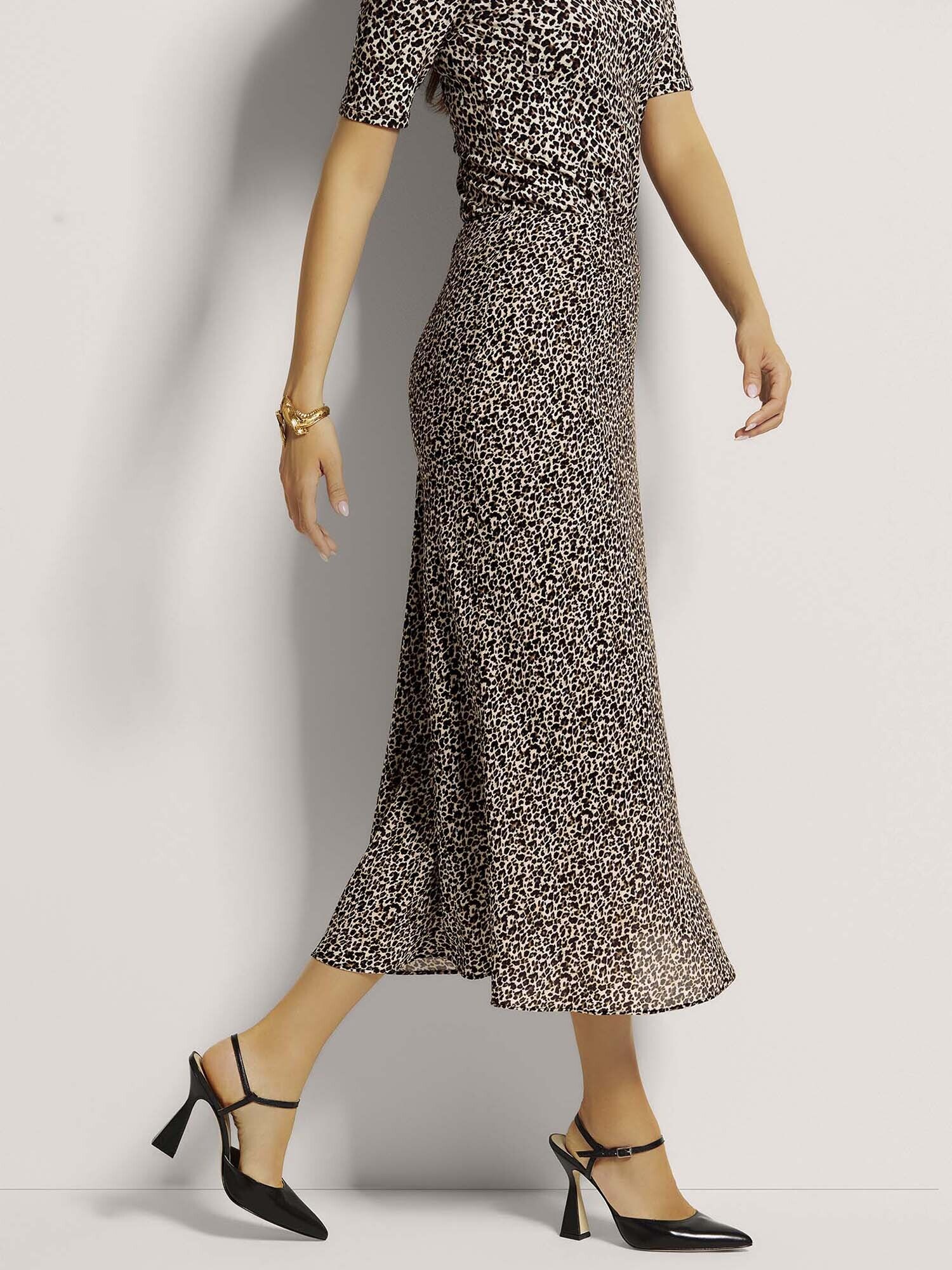 Thumbnail - MADELEINE Rock