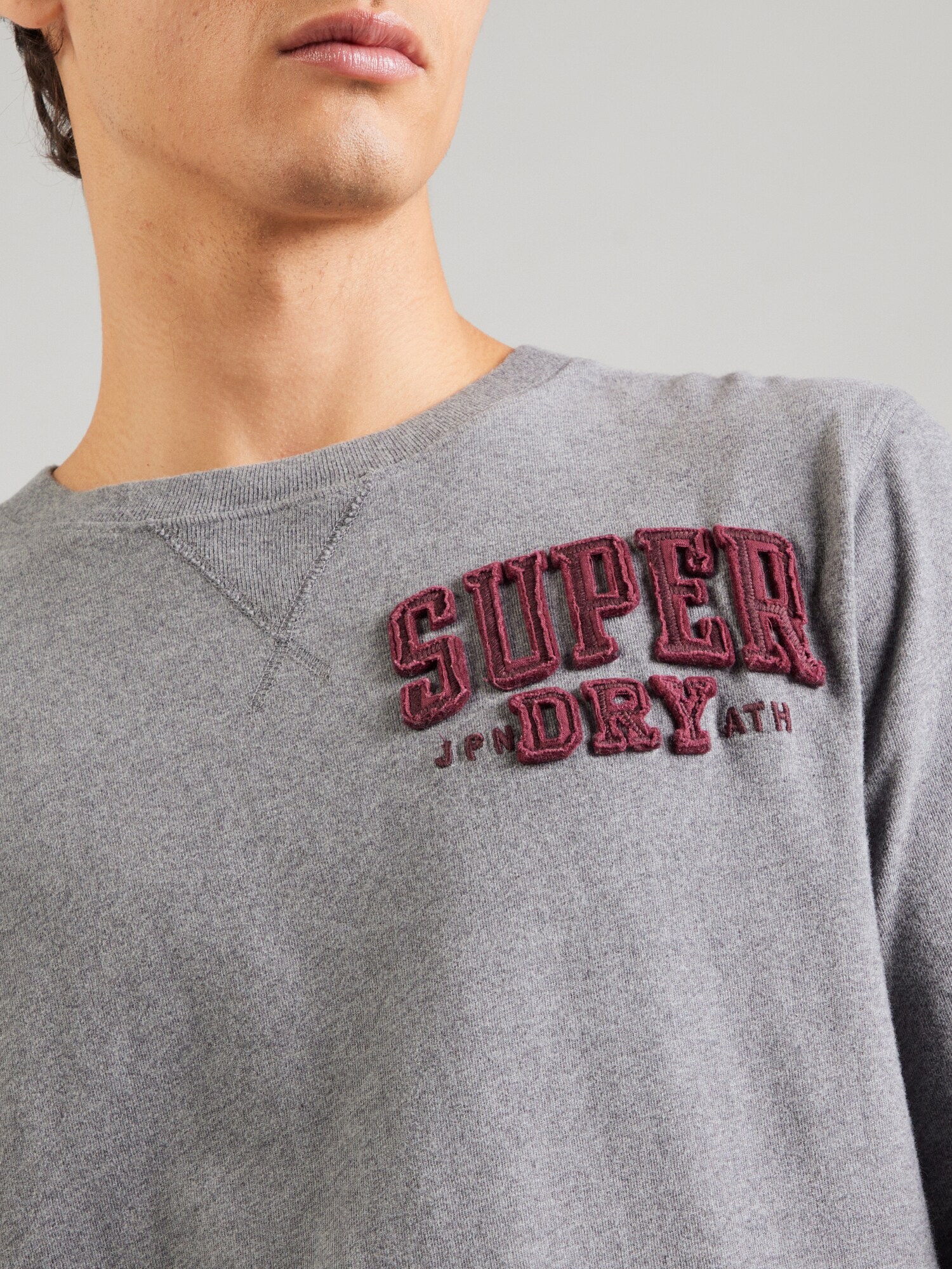 Superdry & Co Tričko 'Vintage Athletic' sivá melírovaná / bordová (obrázok 5)