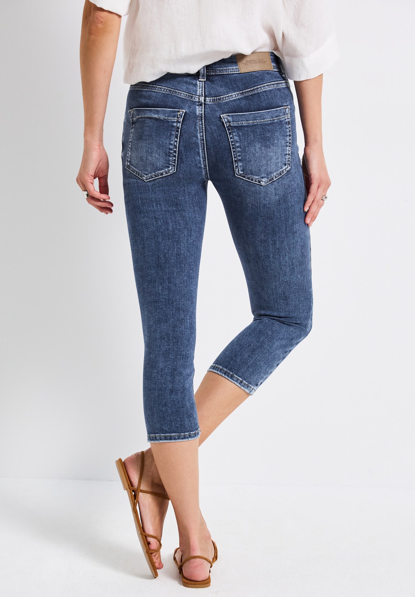 Thumbnail - Jeans