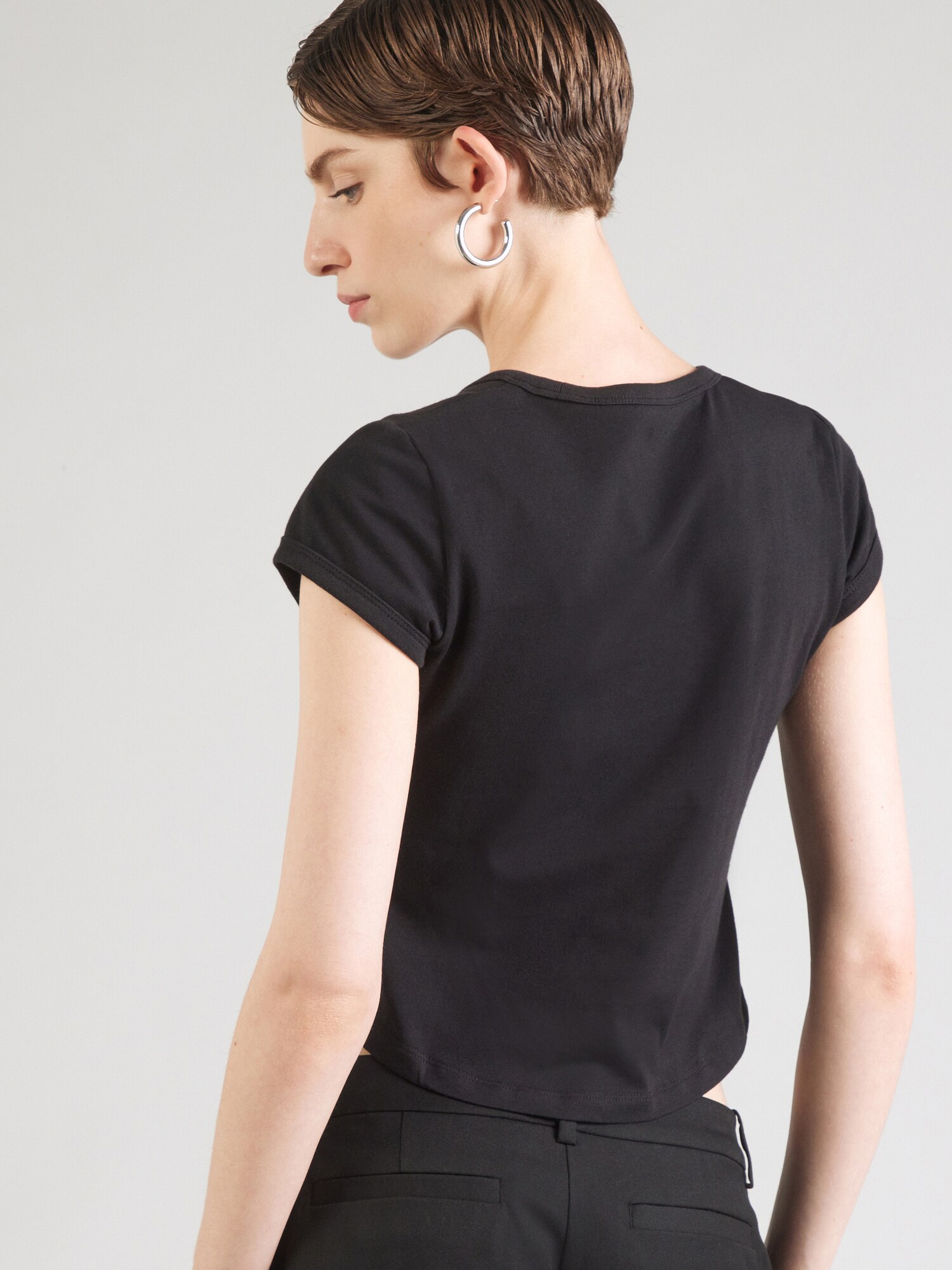 Calvin Klein Jeans Póló  levendula / fekete / fehér termék 2. képe