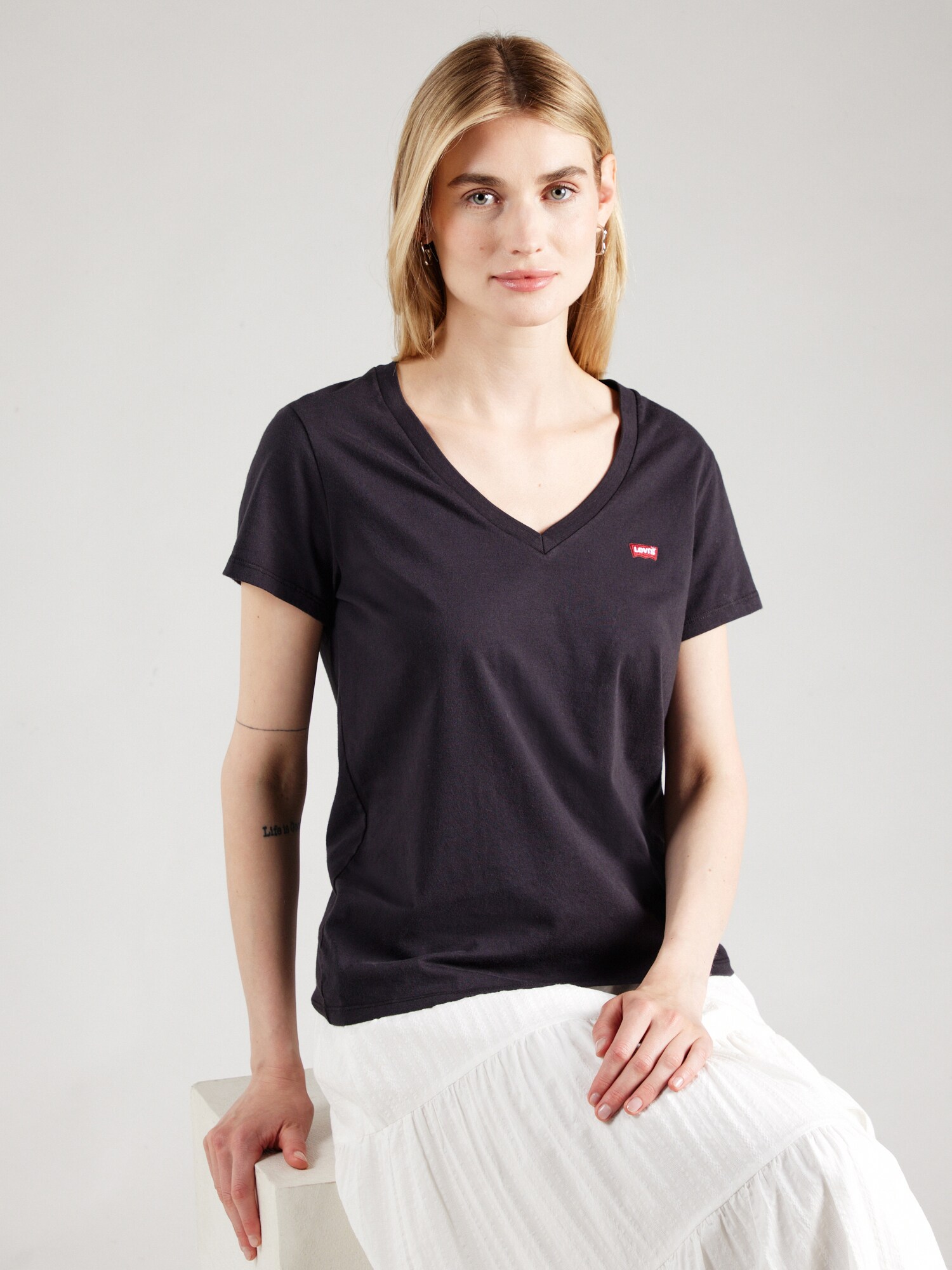 Thumbnail - T-Shirt