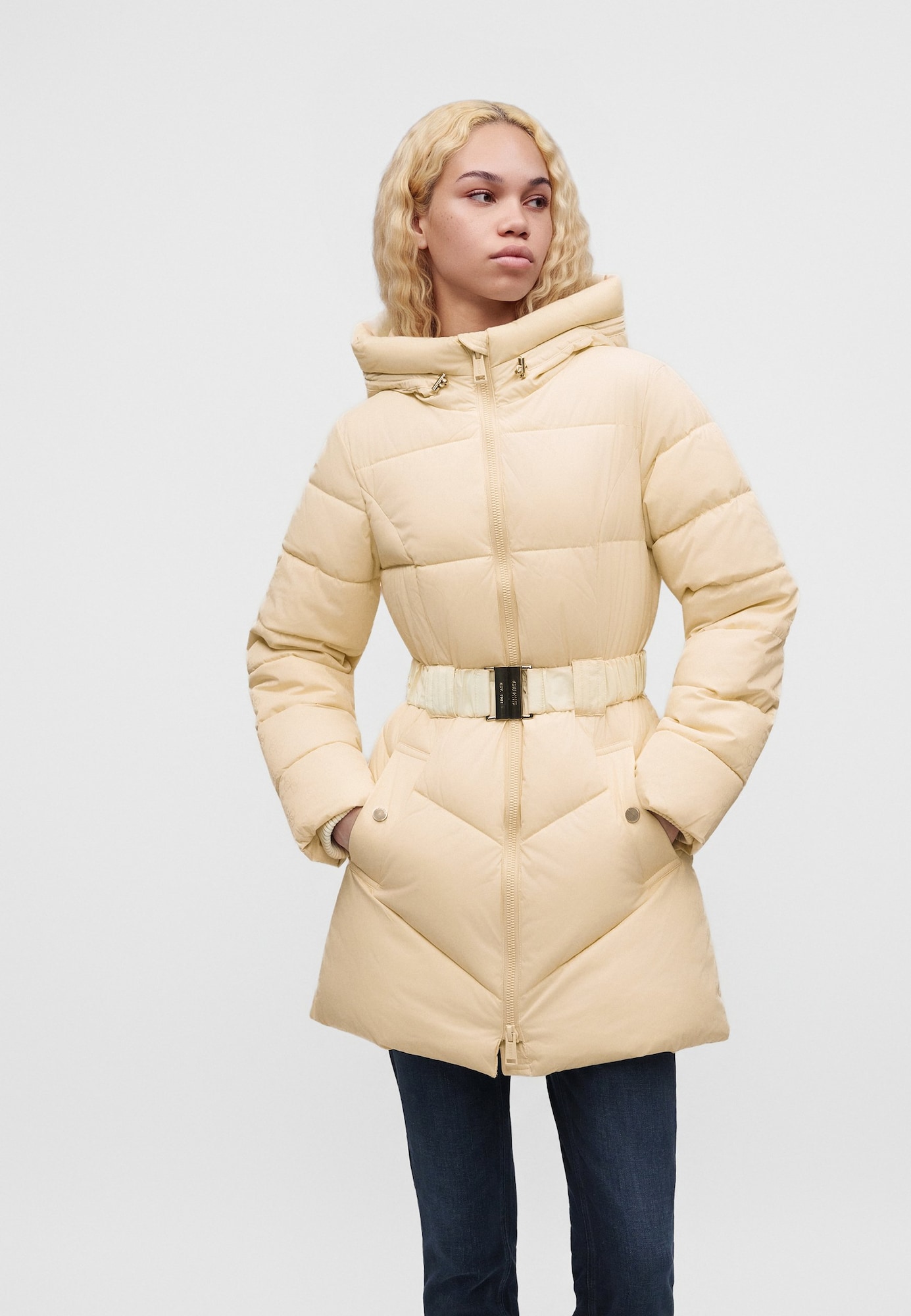 Guess Chaqueta Acolchada New Imma Logo – imagen 3