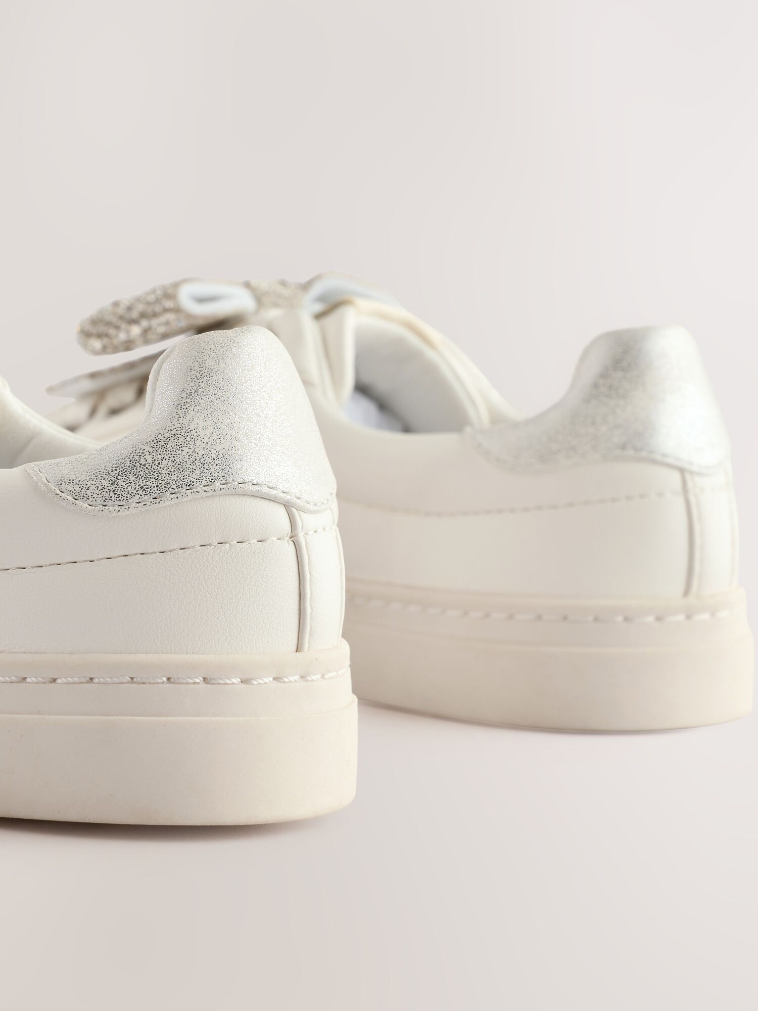 Thumbnail - Next Sneaker
