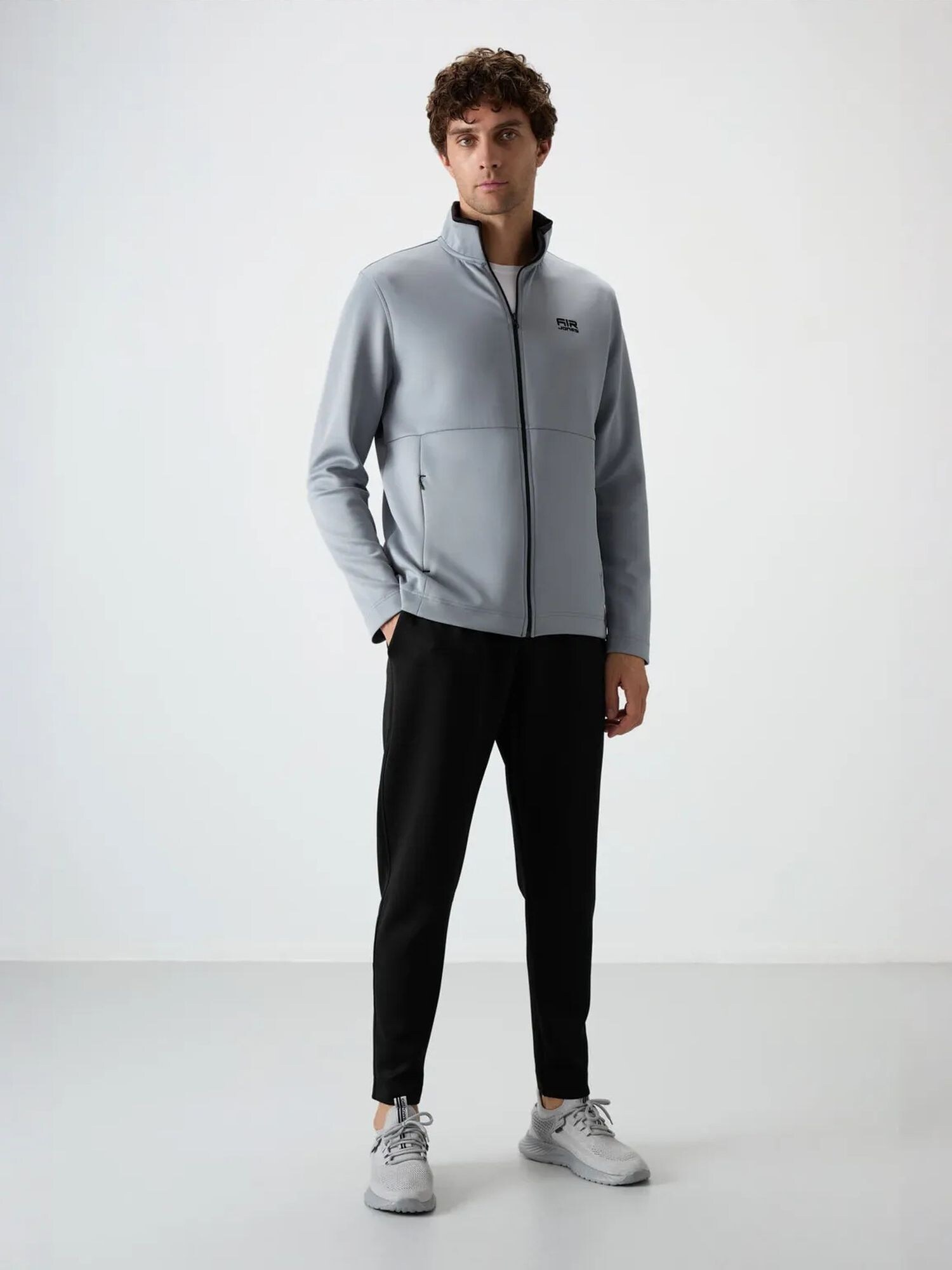 Tommy Life Sportski komplet svijetlosiva
