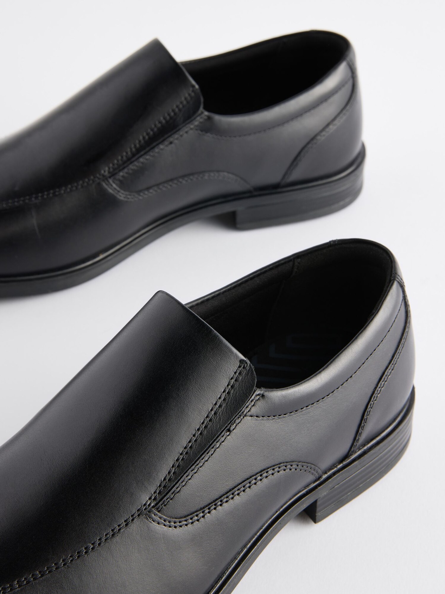 Thumbnail - Next Slipper