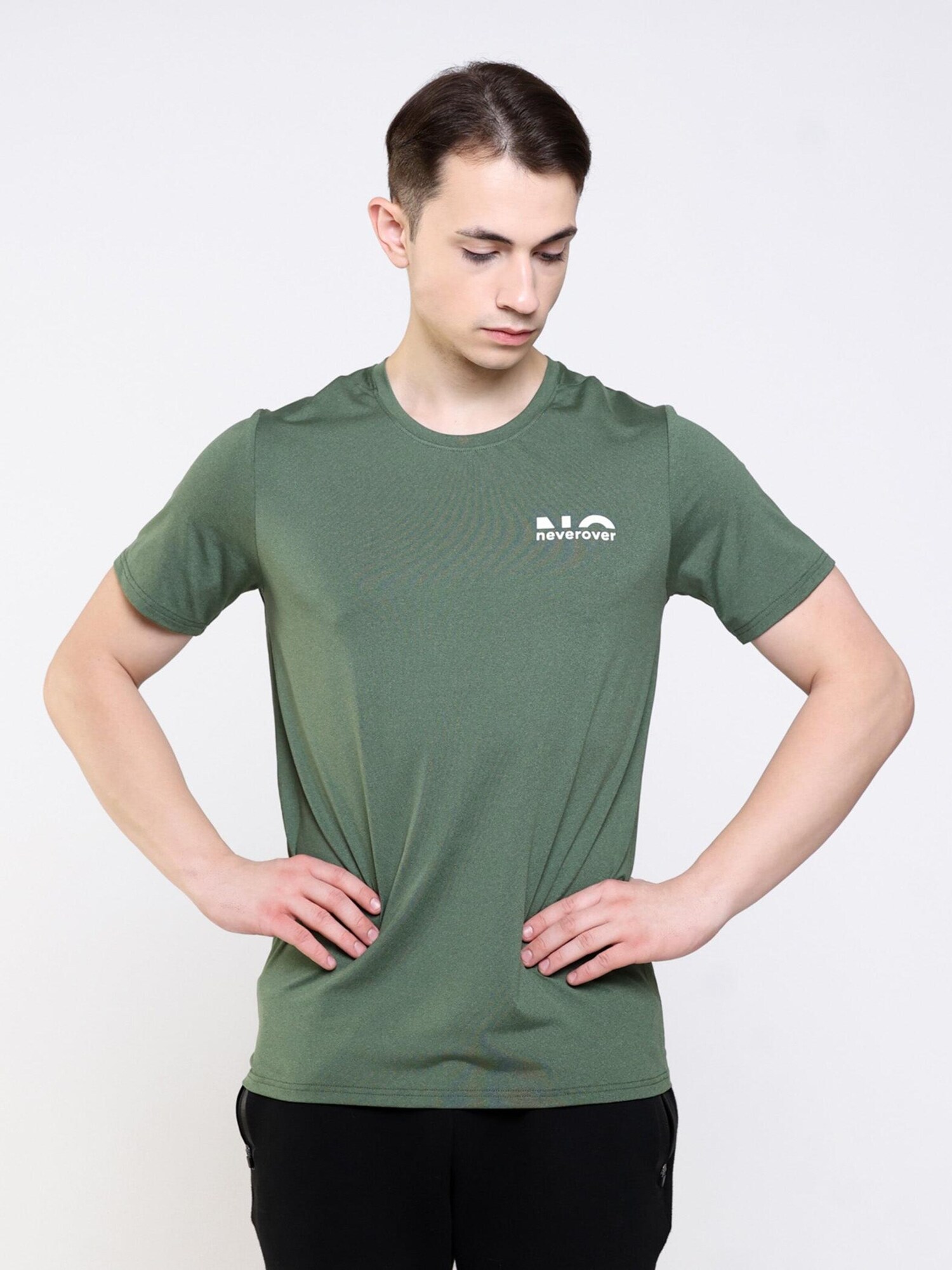 neverover Camiseta funcional 'Men's Essential Elastic T-shirt'  verde claro