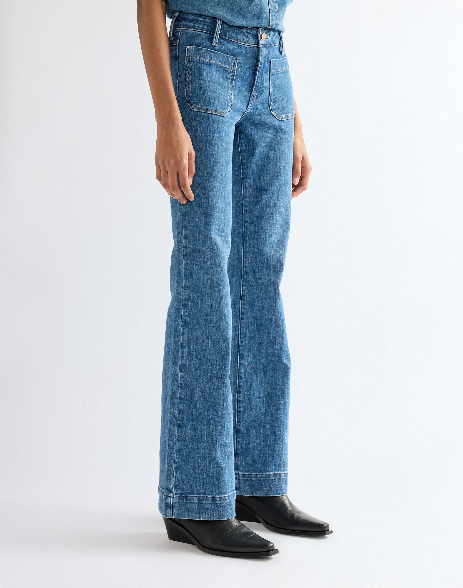 WRANGLER Vaquero 'FLARE'  azul denim – imagen 4