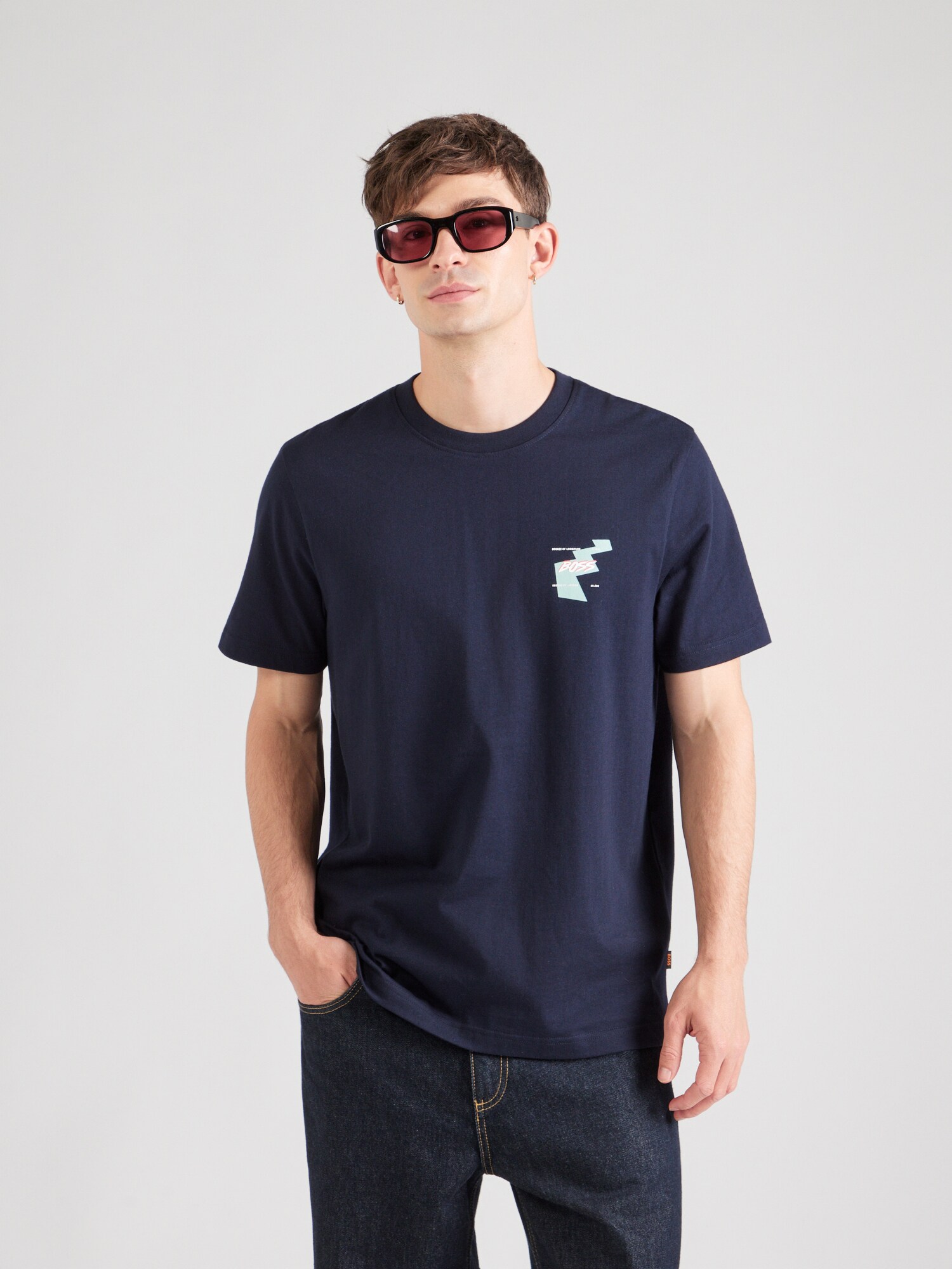 BOSS Camiseta ' Te_Movement '  navy / verde pastel / rosa – imagen 4