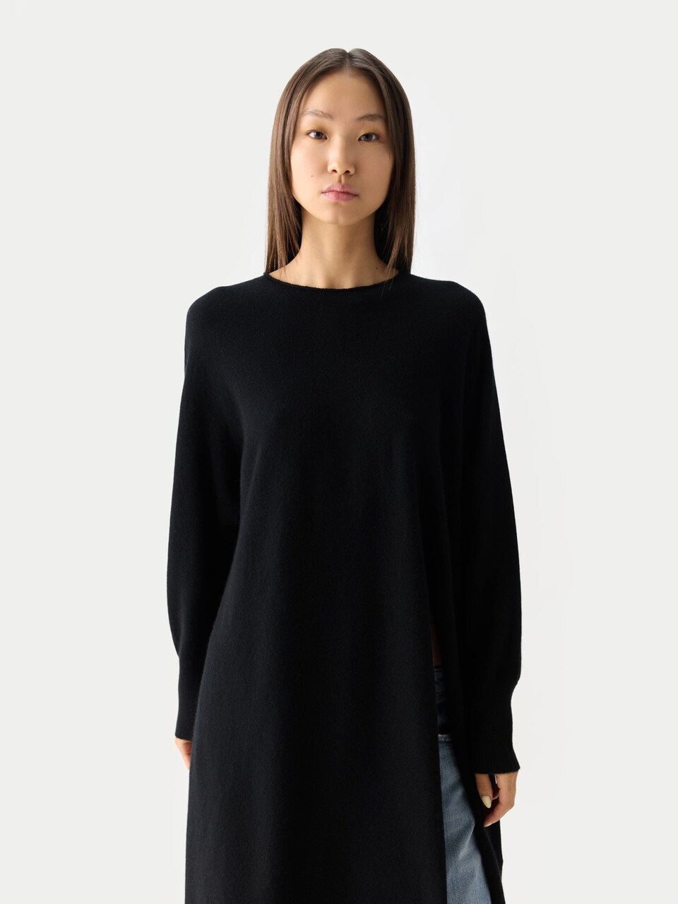 Stickad klänning 'Gobi Cashmere Side-Slit Maxi Dress'