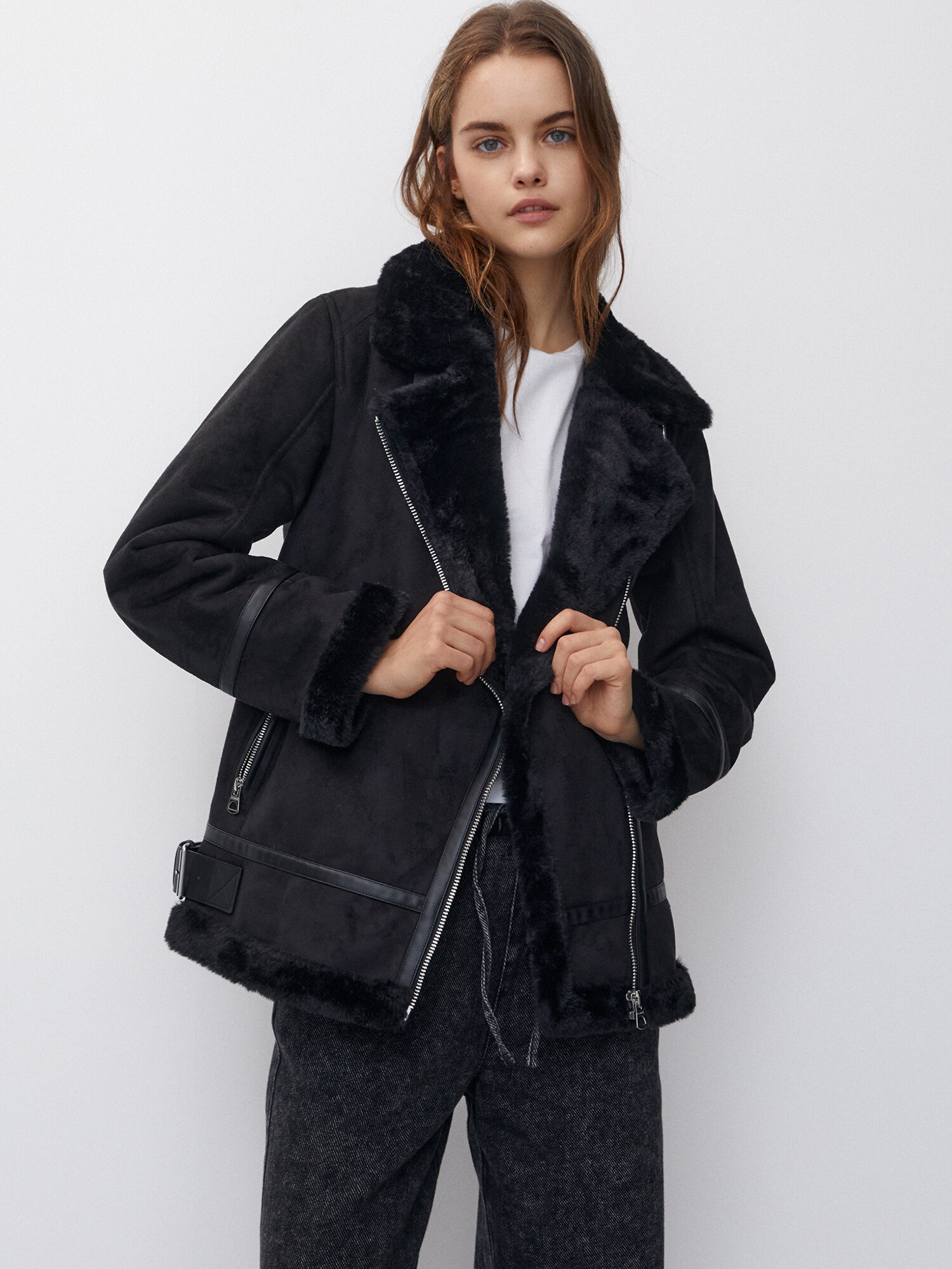 Pull&Bear Téli dzseki  fekete termék 2. képe