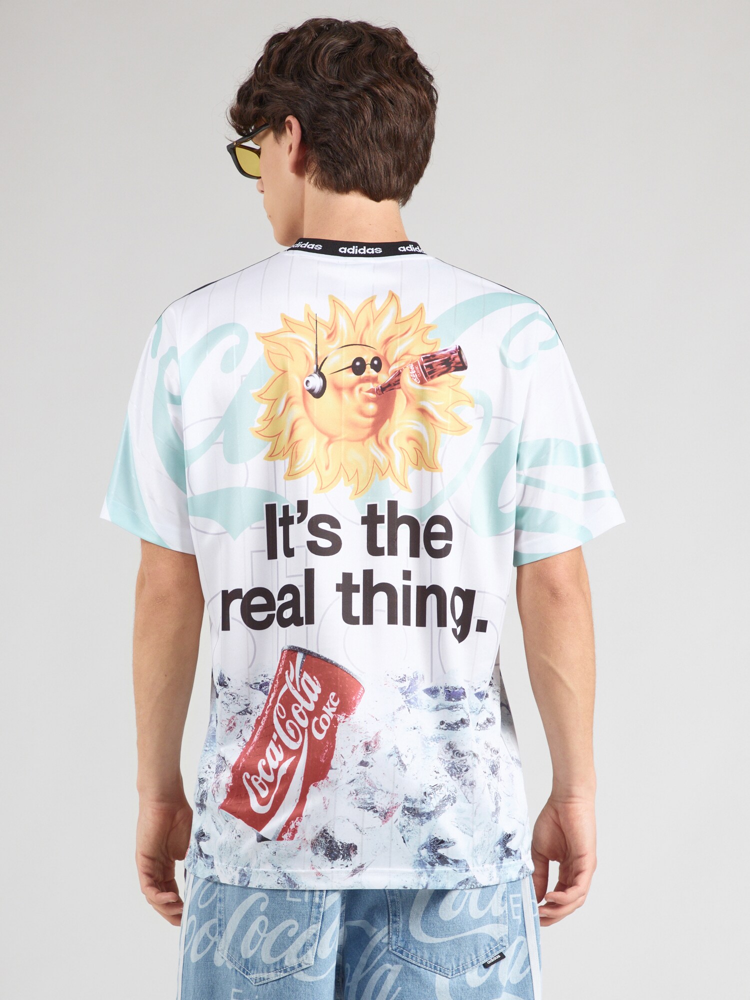 ADIDAS ORIGINALS Camiseta 'Coca Cola Classic'  menta / rojo / negro / blanco – imagen 4