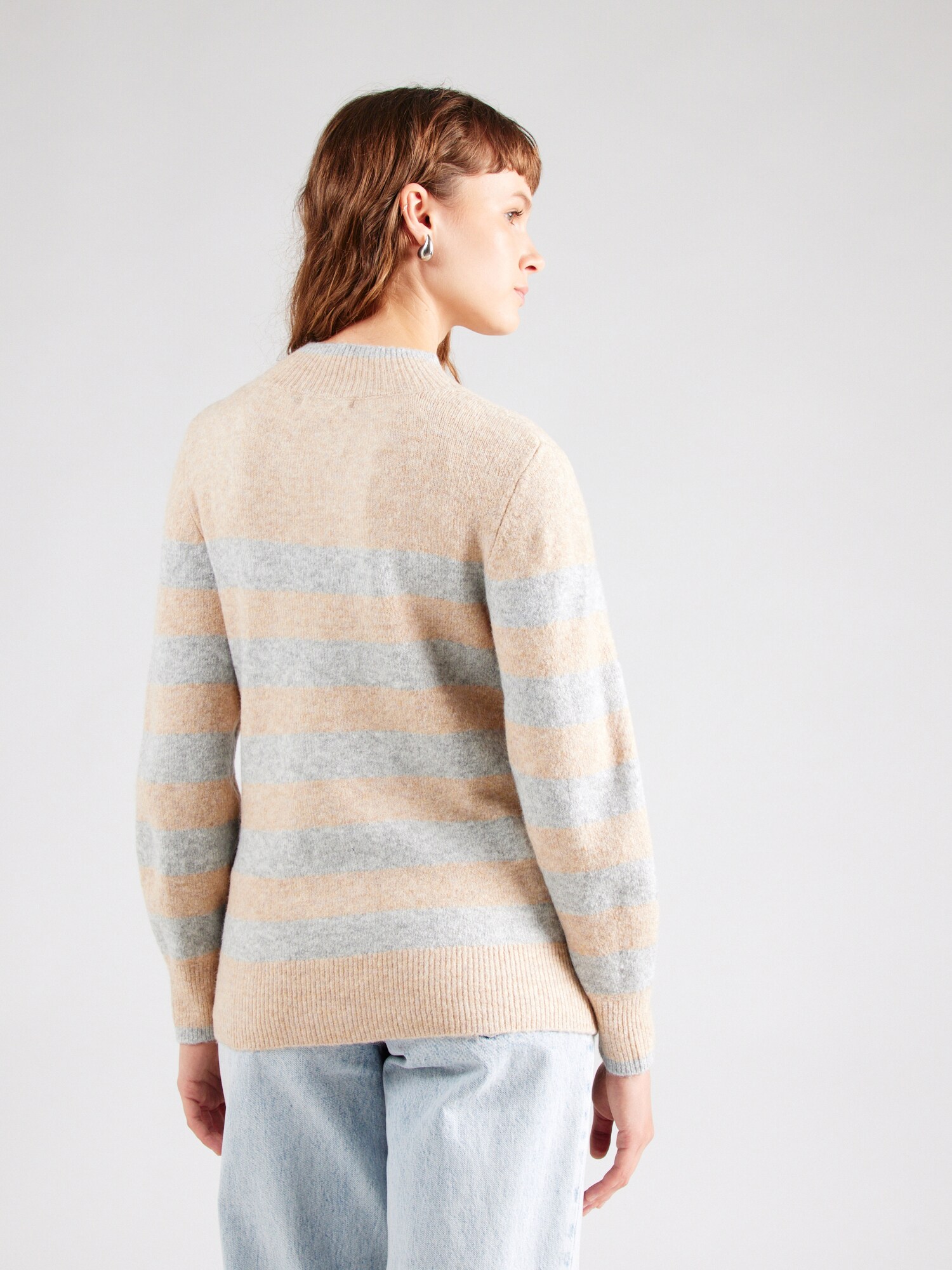 Thumbnail - Pullover