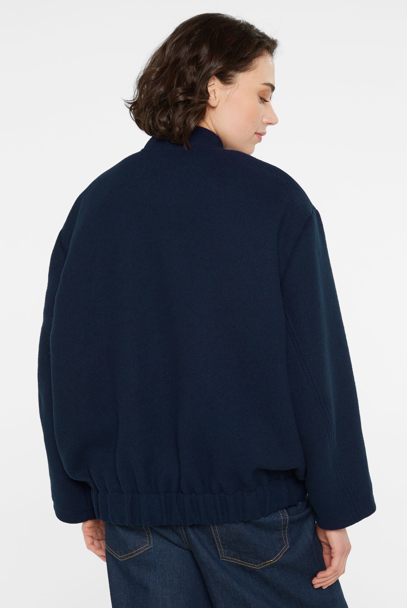 Thumbnail - SENSES.THE LABEL Oversized Bomberjacke in Woll-Optik