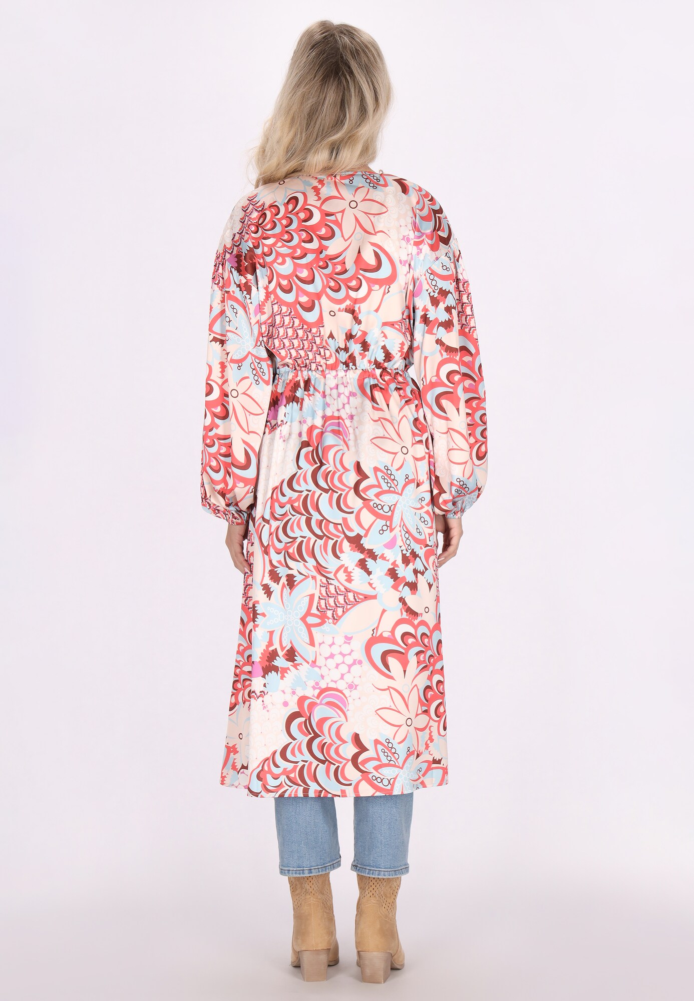Thumbnail - IZIA Kimono