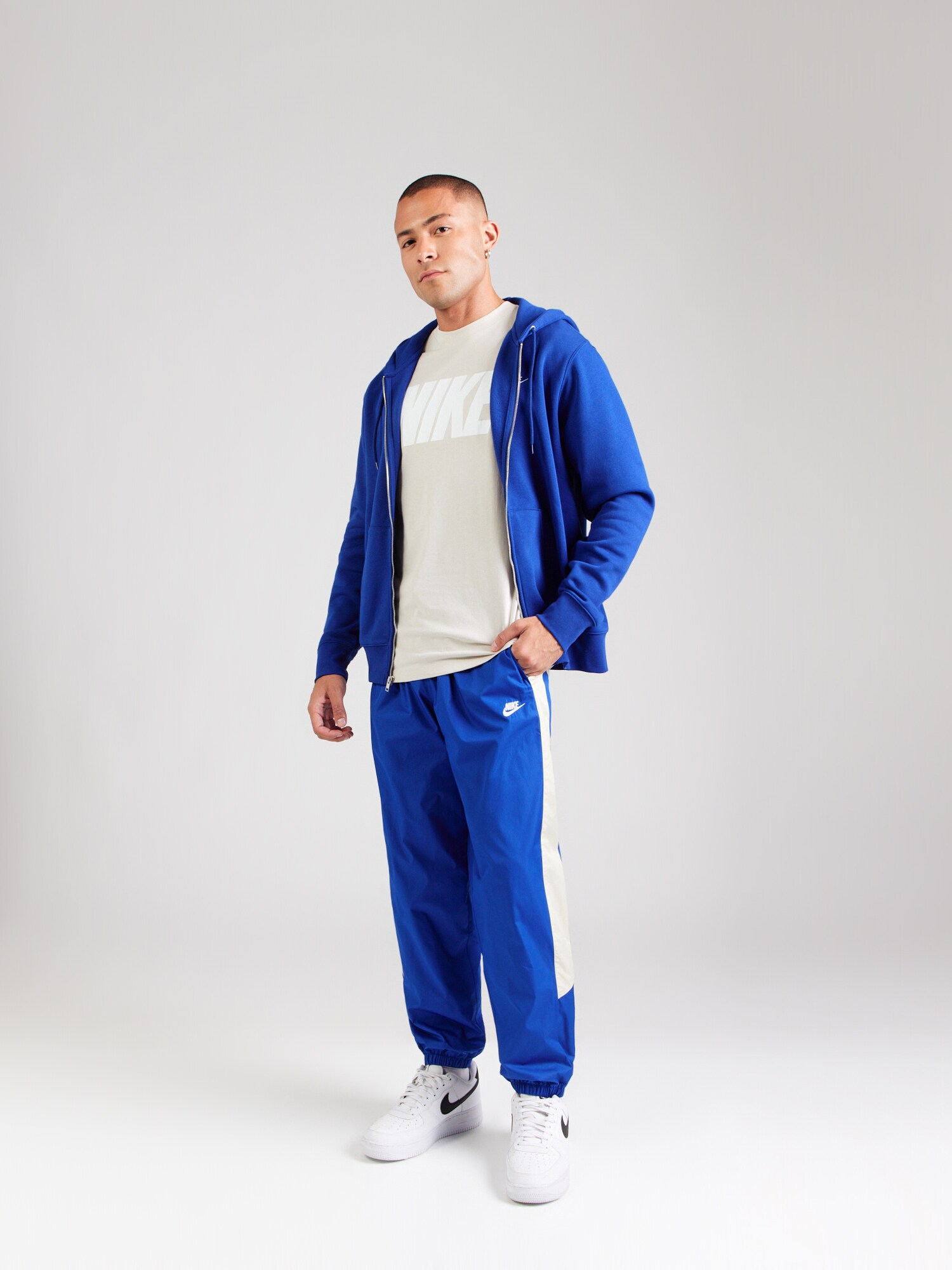 Nike Sportswear Camiseta 'Club'  arena / blanco – imagen 4