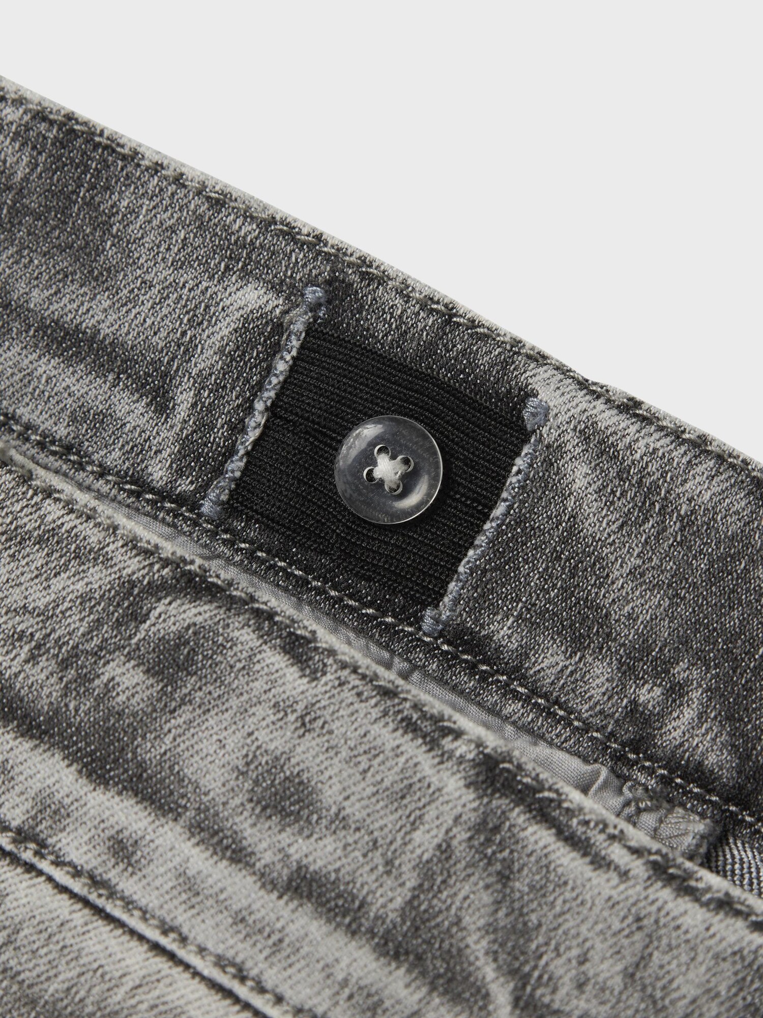 Thumbnail - Jeans