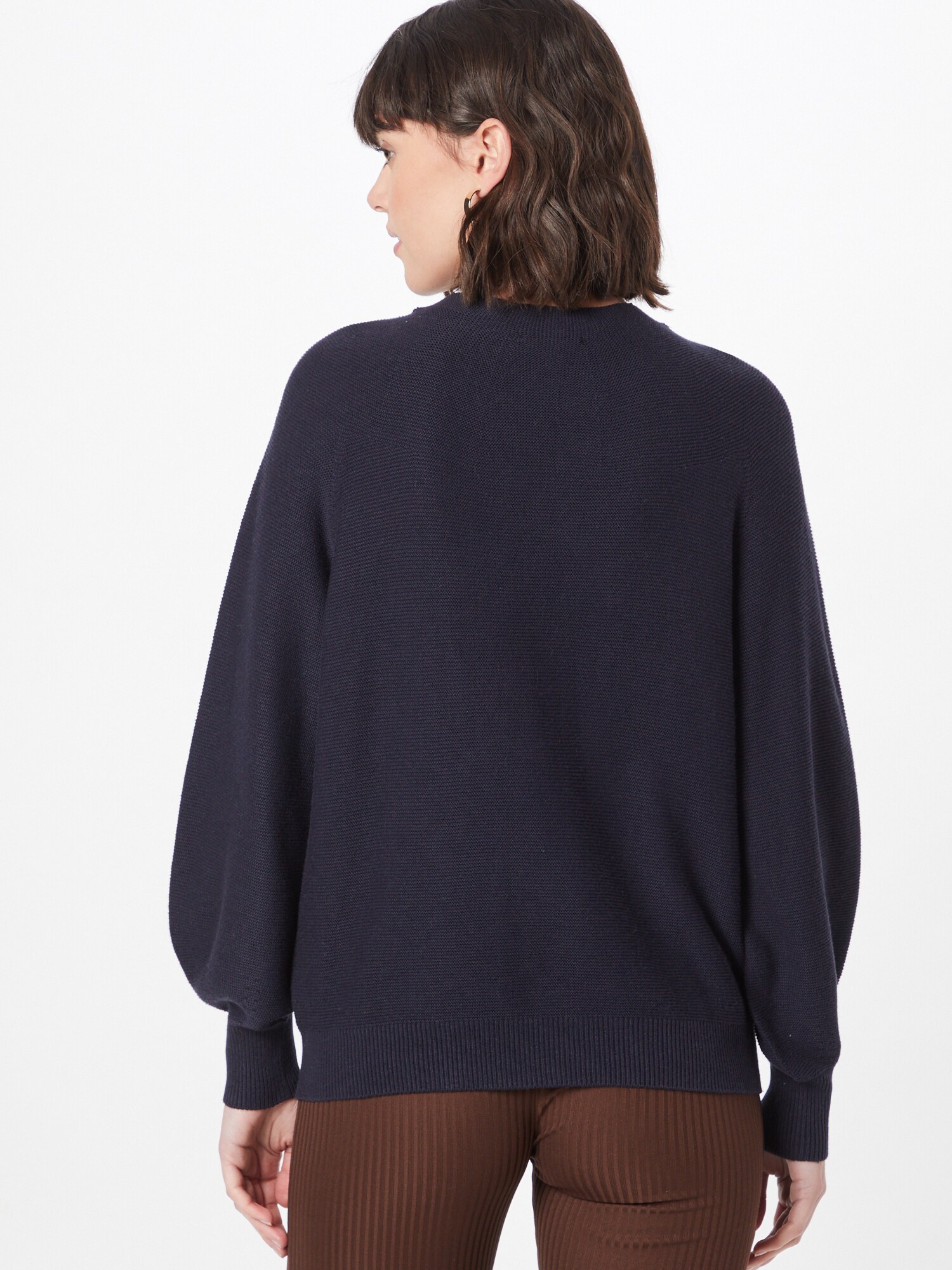 Thumbnail - Pullover