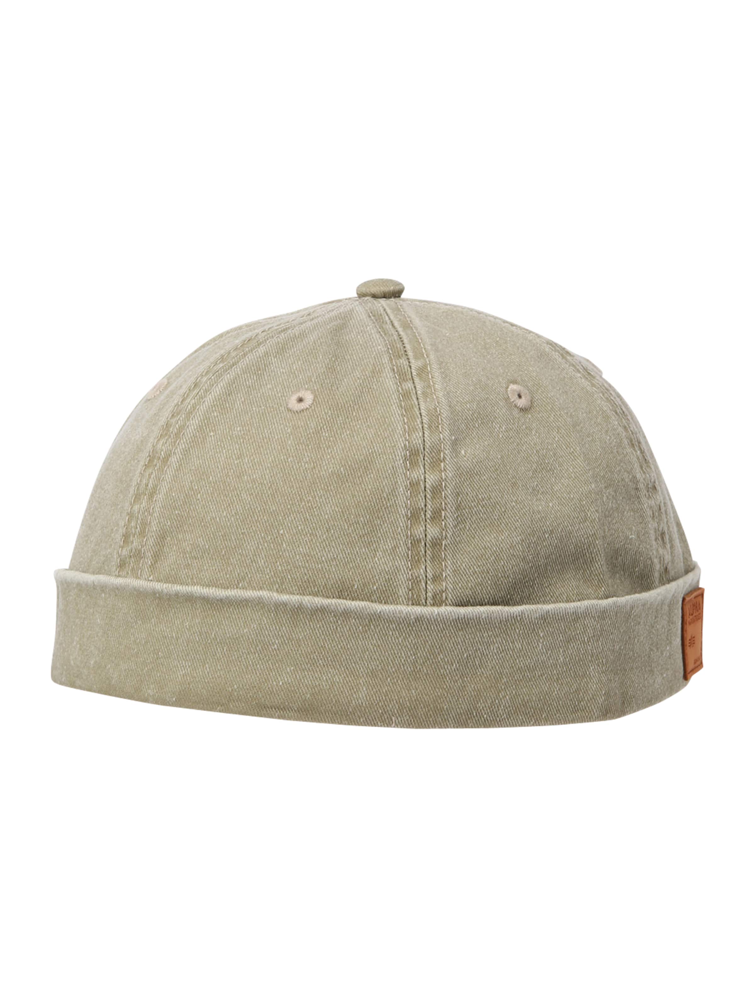 Docker beanie hat