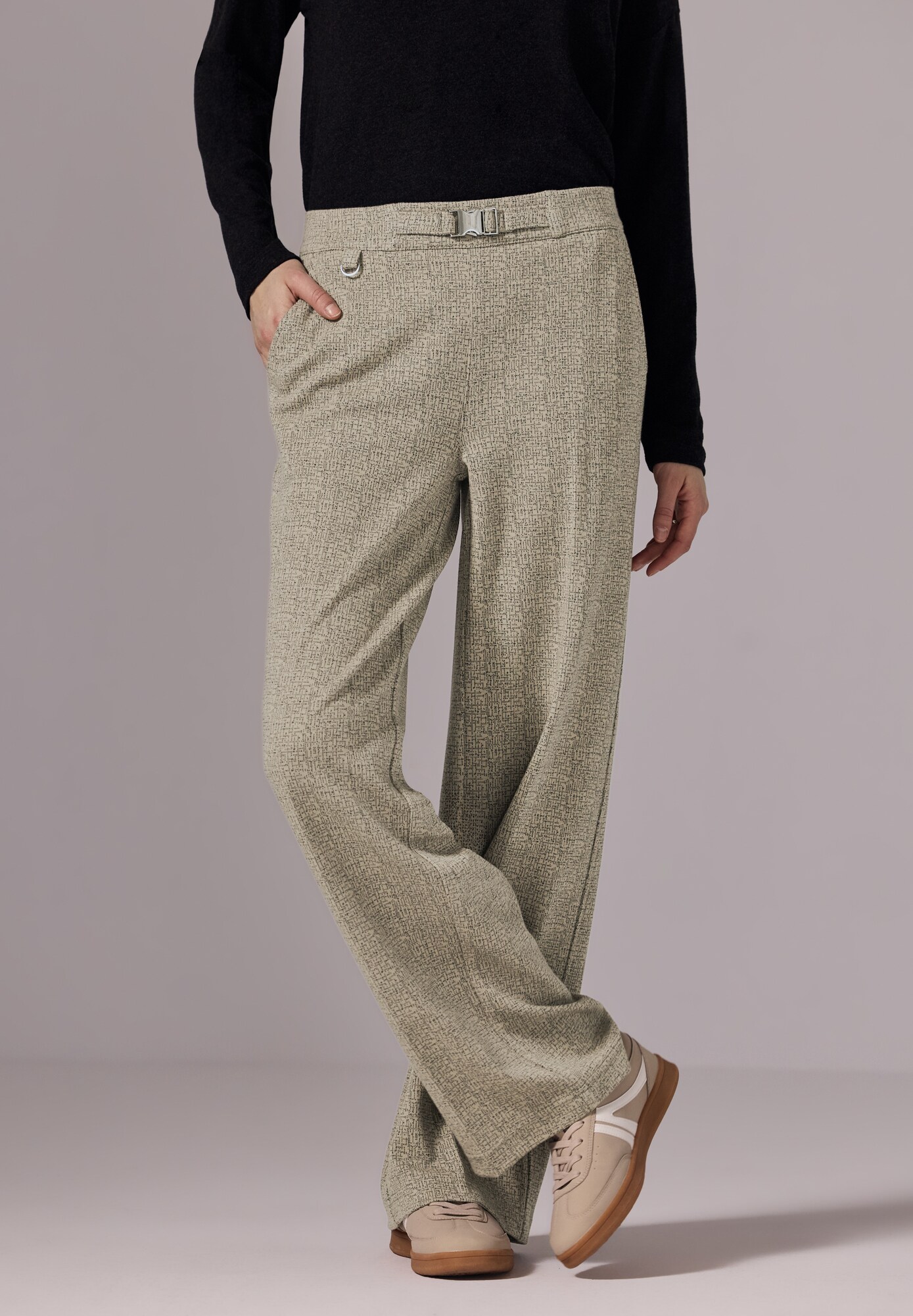 Thumbnail - Street One Studio Hose