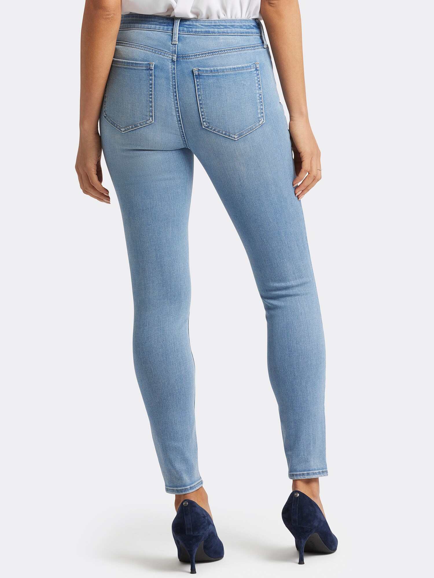 Thumbnail - Jeans