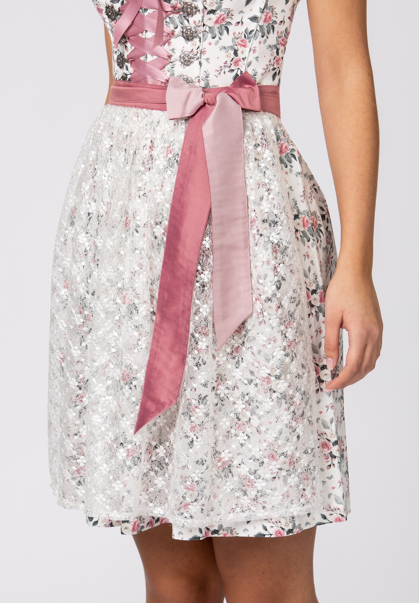 Thumbnail - Dirndl 'Raja'