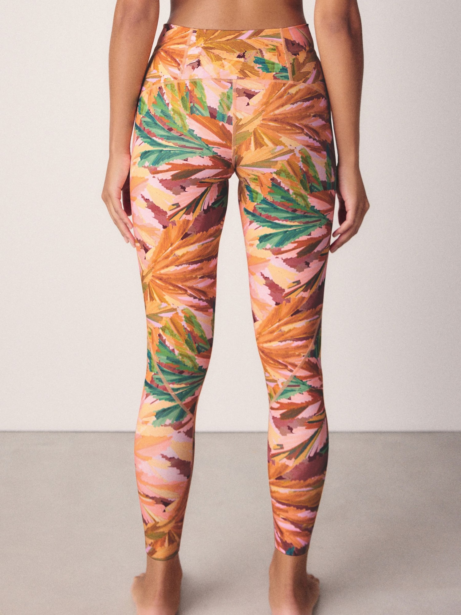 Next Leggings  barna / zöld / világos narancs termék 2. képe