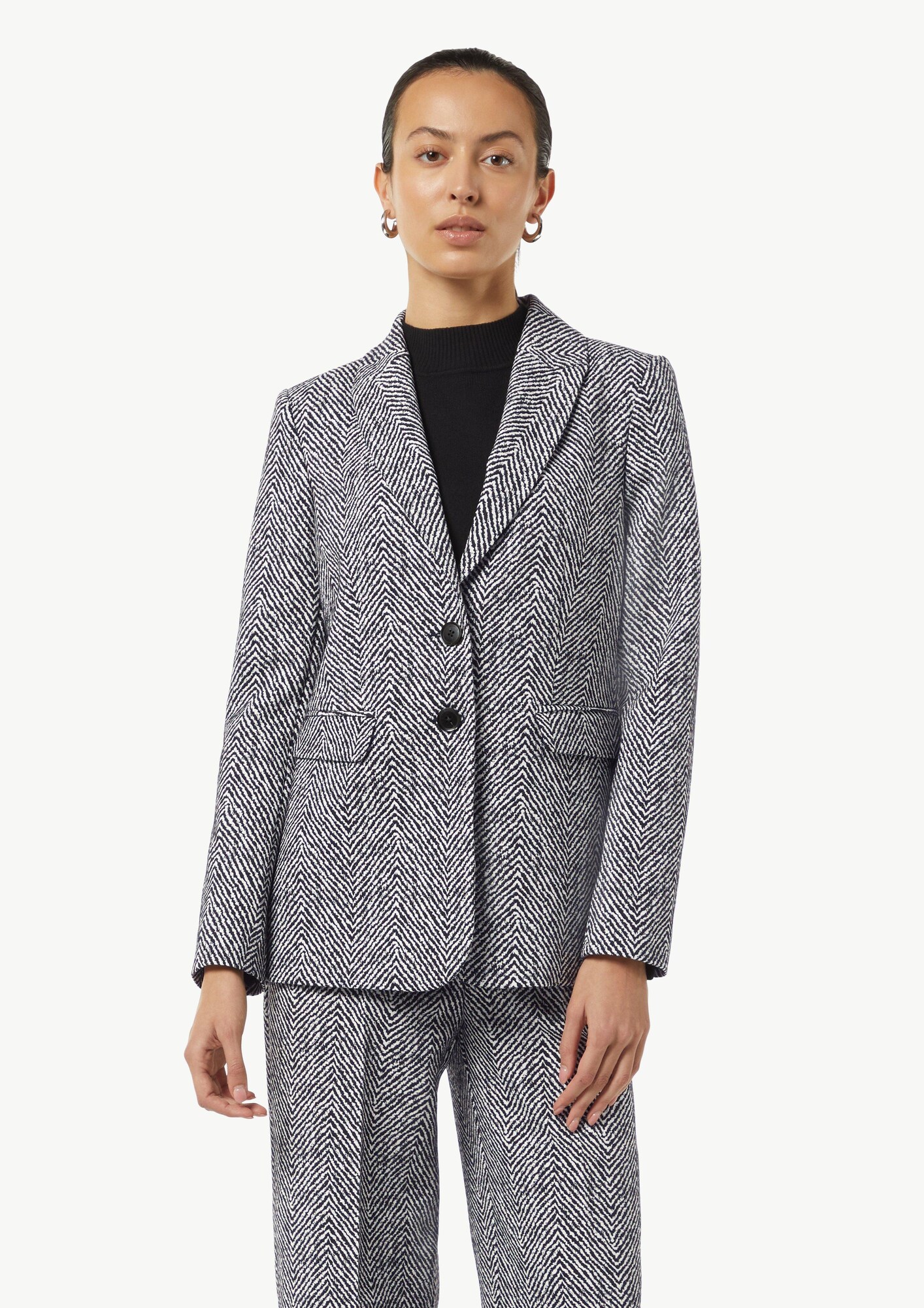Thumbnail - Blazer